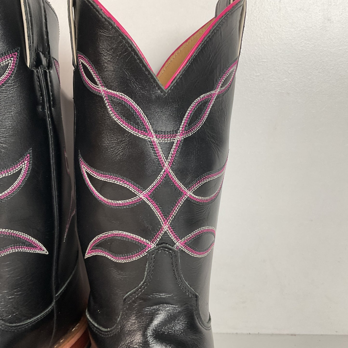 Justin Breast Cancer Awareness Cowgirl Boots | USA Made | Square Toe | 8 B