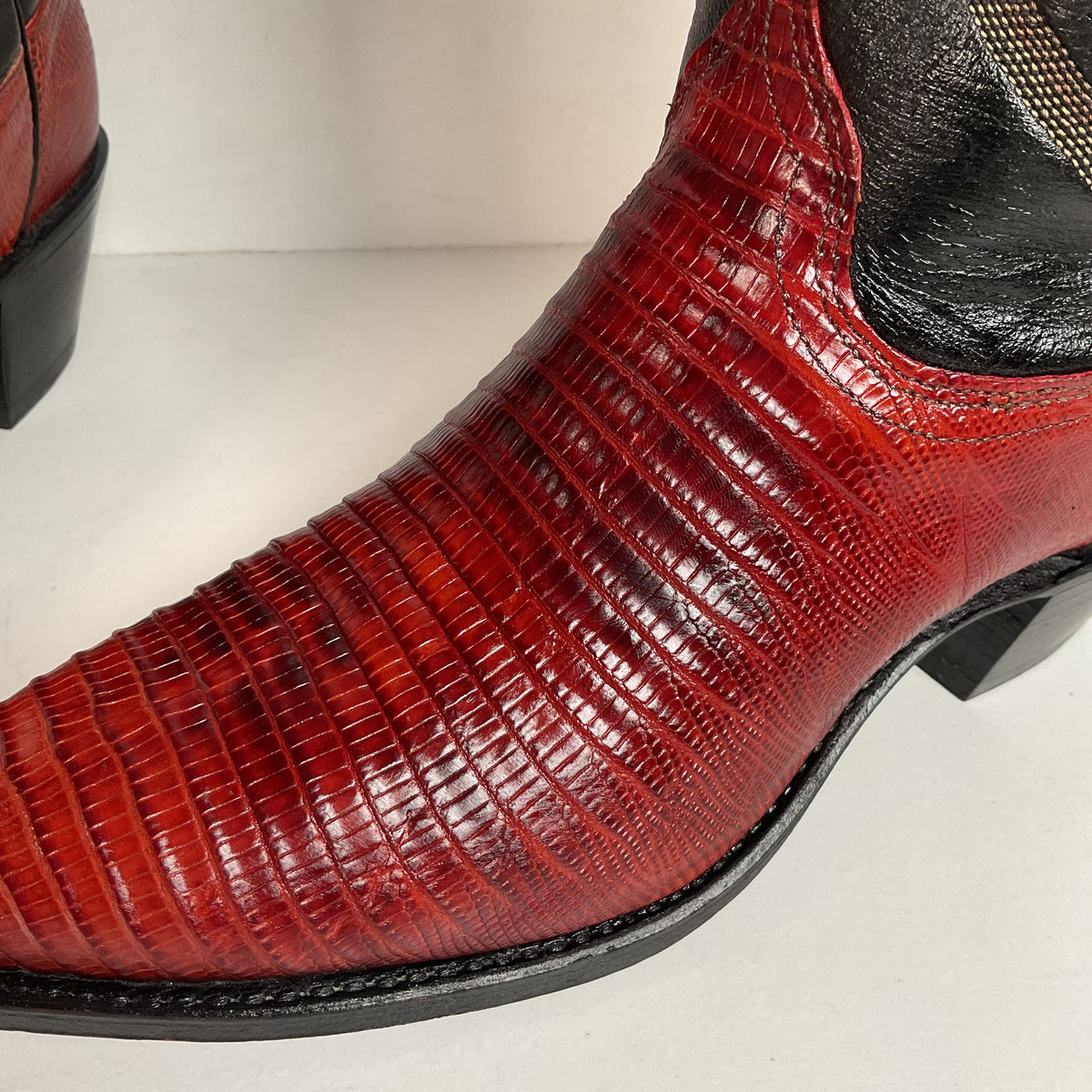 Vintage Dan Post Teju Lizard Cowgirl Boots | Tooled Overlays | Women’s 7.5