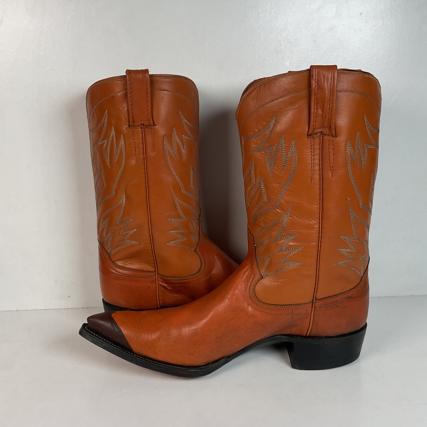 1960s Cowtown Handmade Cowboy Boots 13.5 D Pumpkin Orange Lizard Wingtip