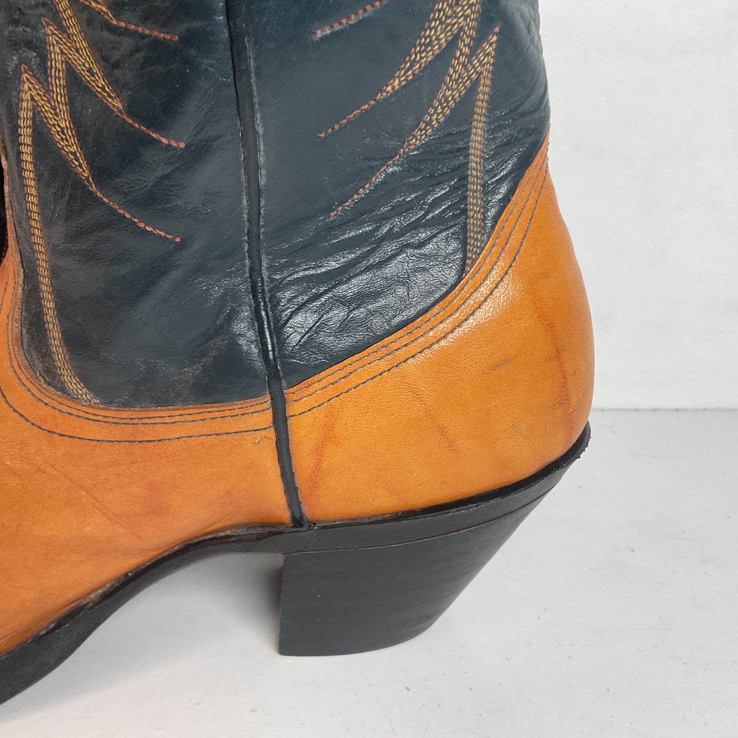 Vintage Nocona Butterscotch Cowgirl Boots 7 B USA Made