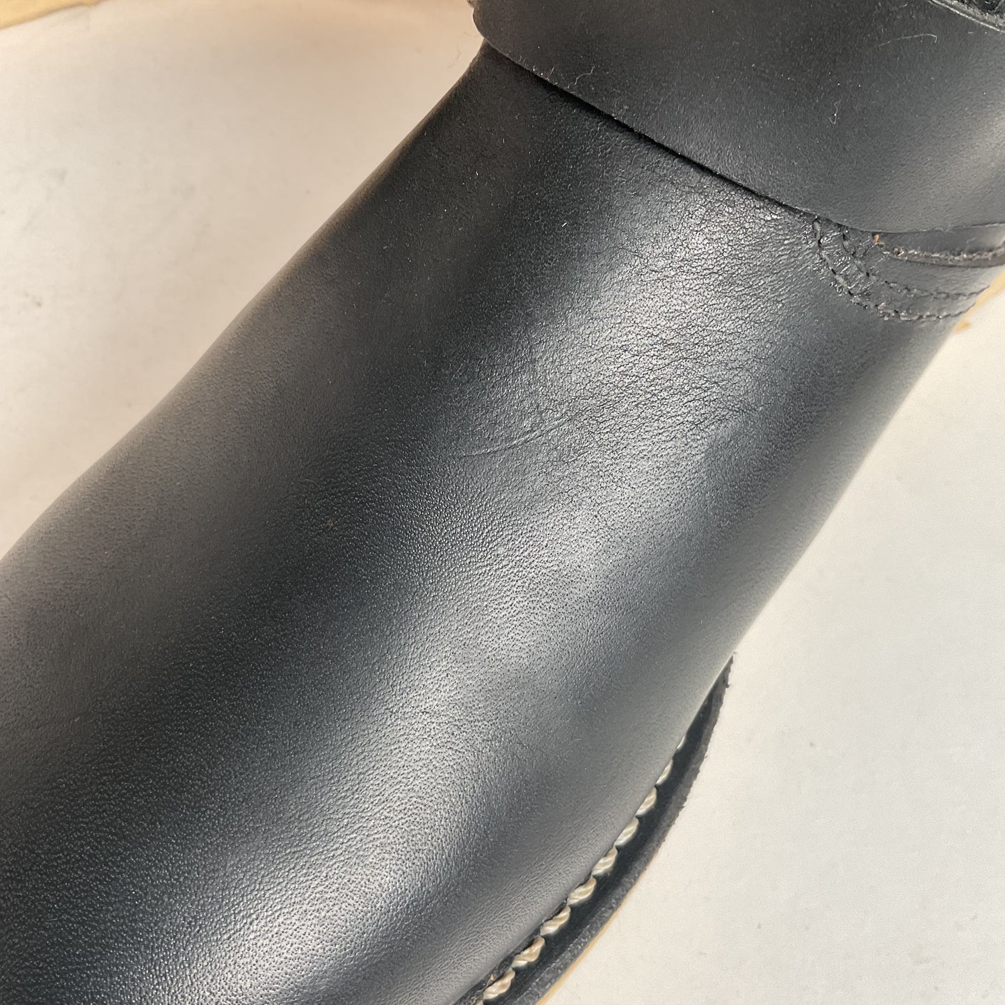 Red Wing Men’s Tall Engineer Boots 10.5 B (Narrow) Rough & Tough Retired