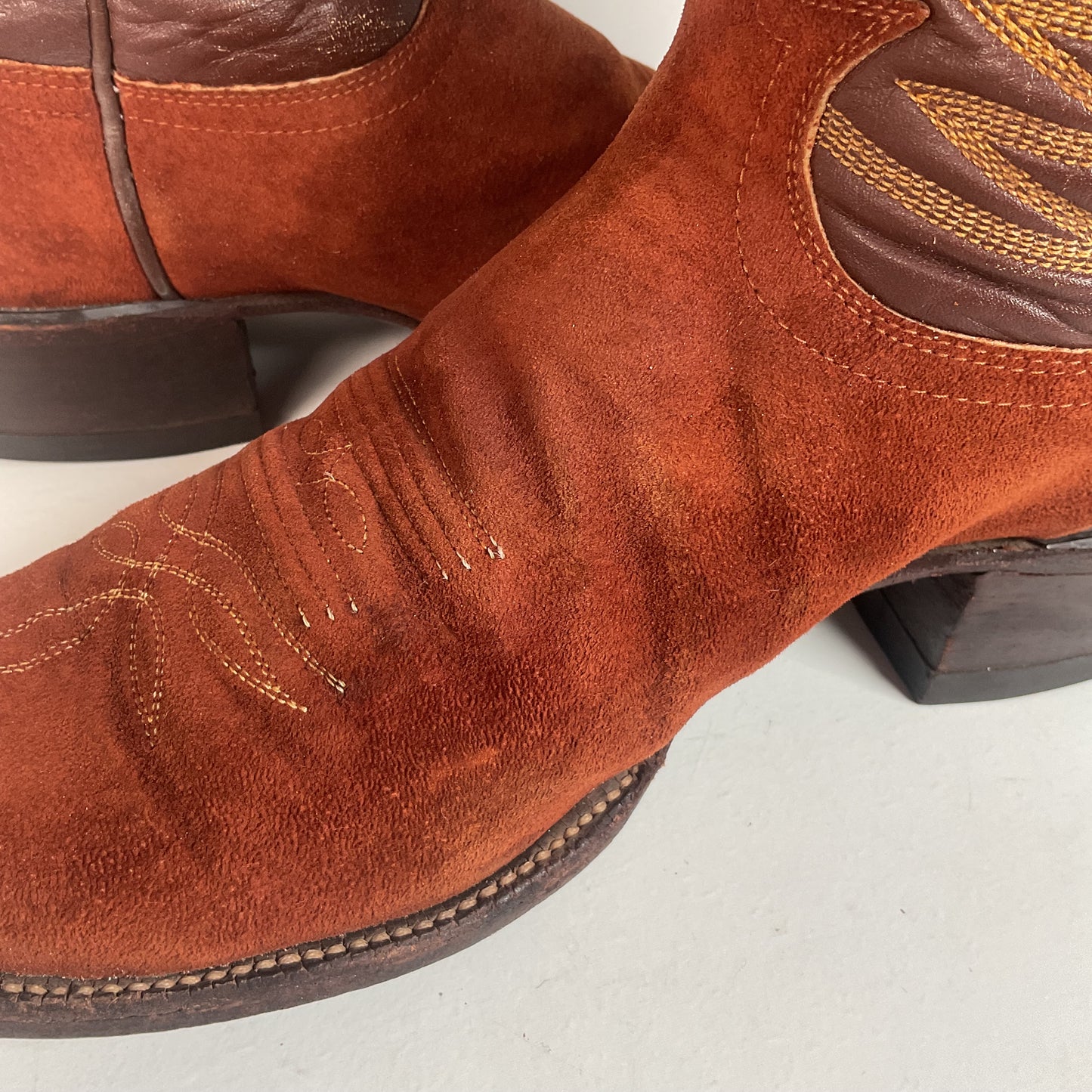 Vintage Tony Lama Pig Skin Suede Cowboy Boots 9 E Gold Label