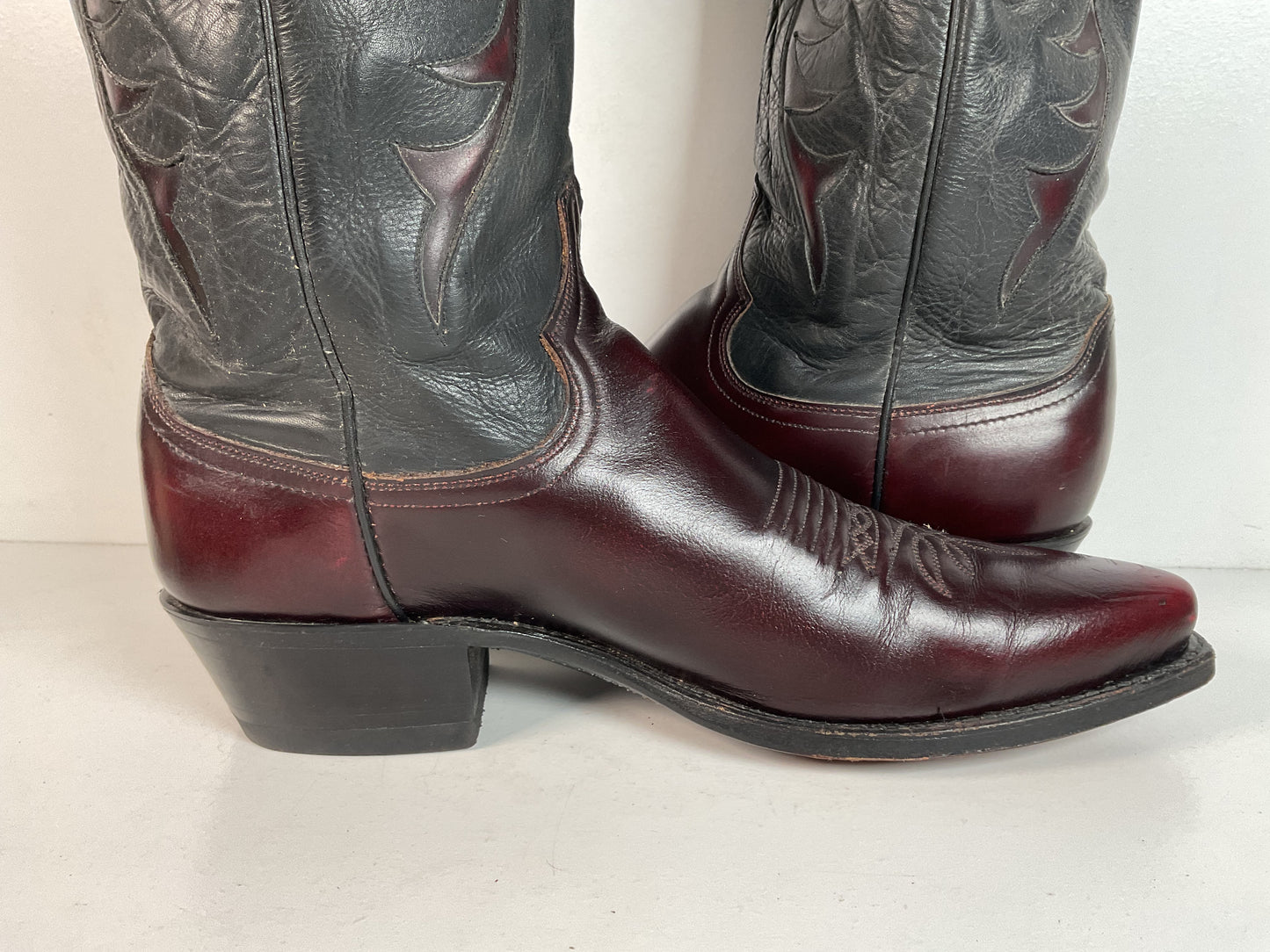 Vintage Dan Post Black Cherry Cowboy Boots — Tooled Inlay — 11 D