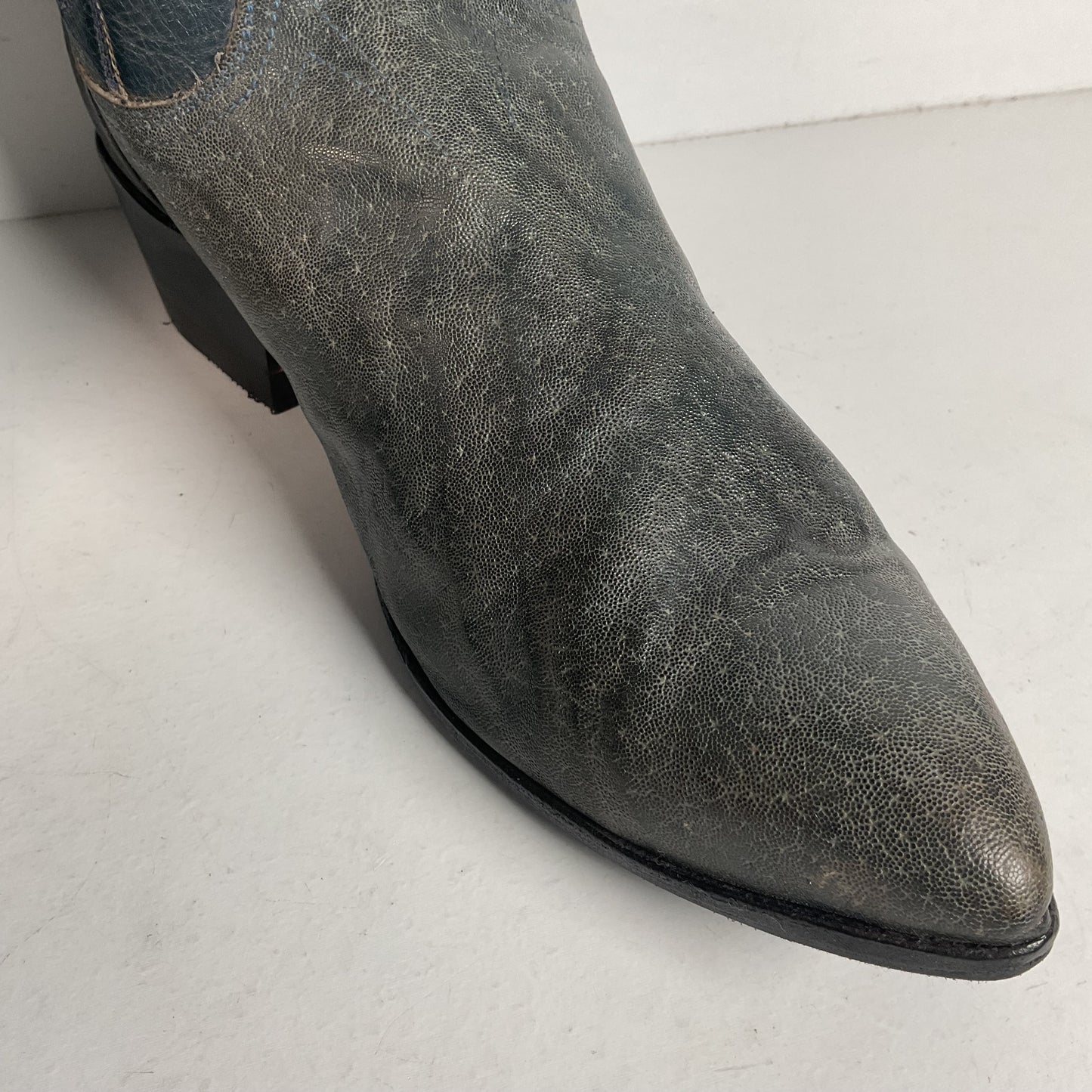 1960s Tony Lama Exotic Elephant Cowgirl Boots Men’s 7 B | Women’s 8 USA Made Gold Label