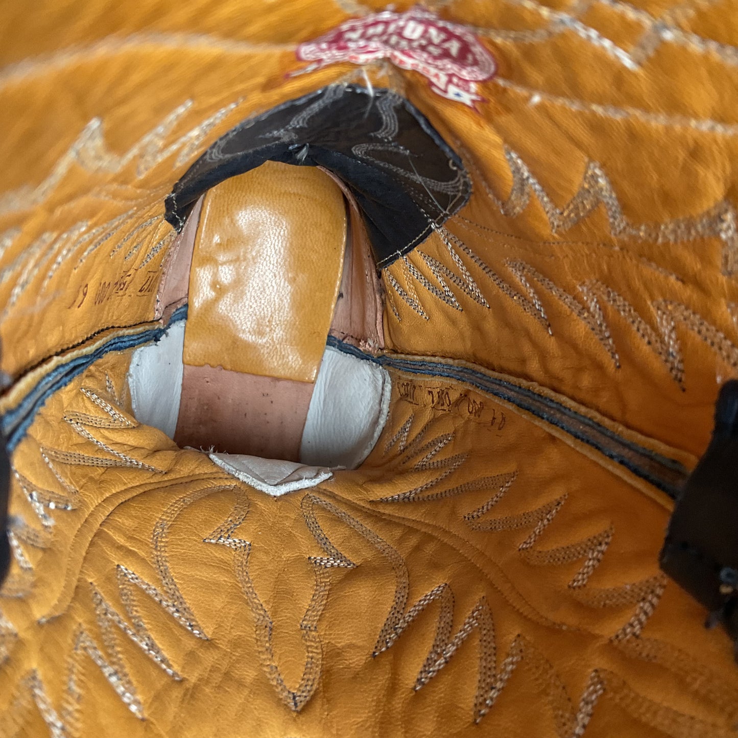 Vintage Nocona Deertan Cowboy Boots | USA Made | Blue | Men’s 6 B | Women’s 7