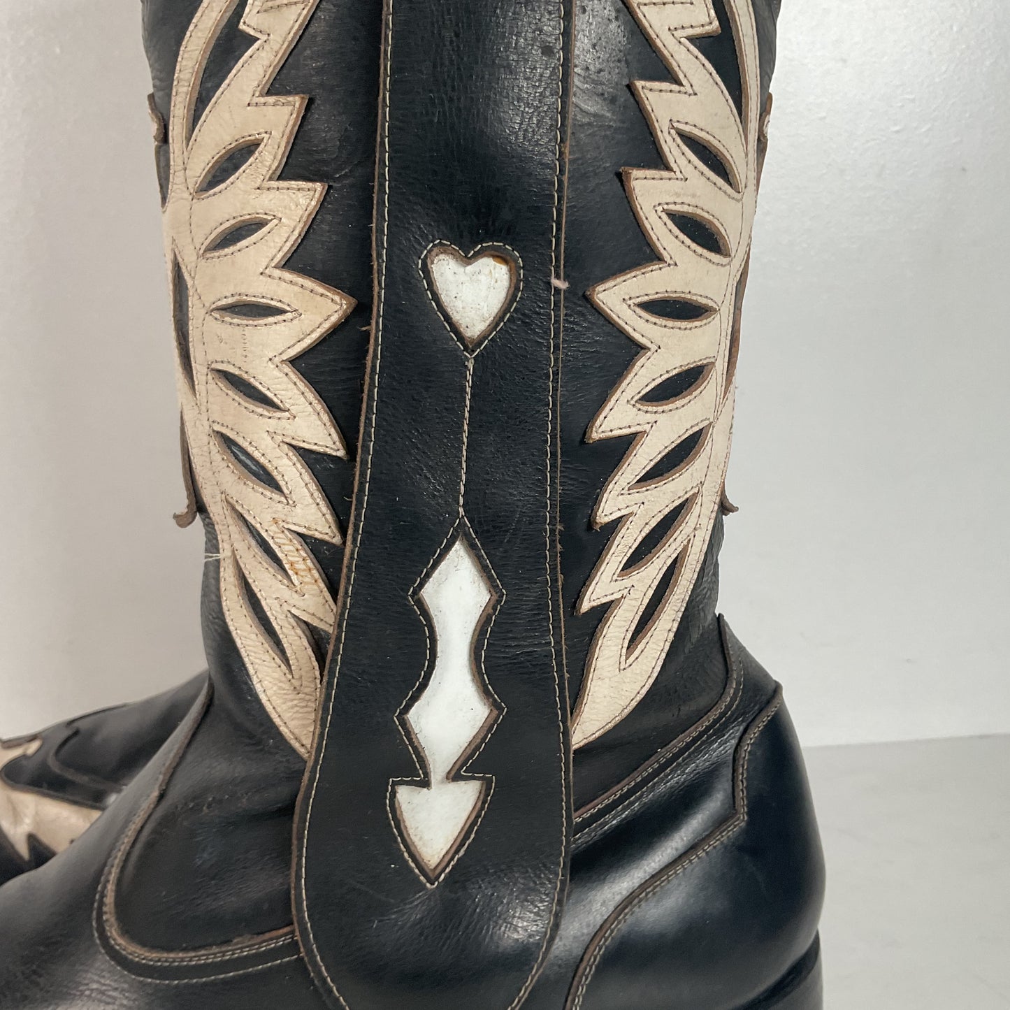 Vintage Thunderbird Cowboy Boots | Tooled Inlays | Mule Ear | 1960s | Men’s 9