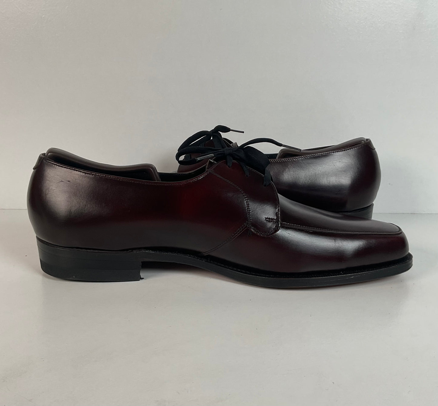 Vintage Florsheim Plain-Toe Derby Shoes | Burgundy Veal | 1970s | Men’s 13 B