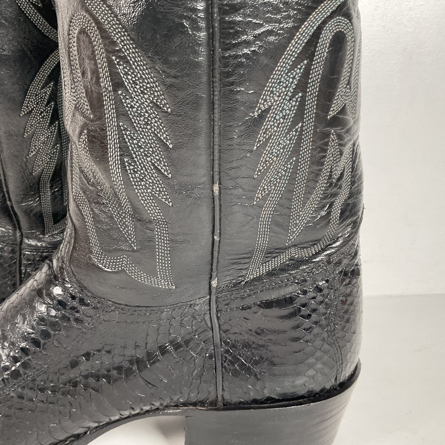 Texas Imperial Snakeskin Cowboy Boots | USA Made | Python | Set of (2) | 9.5 D