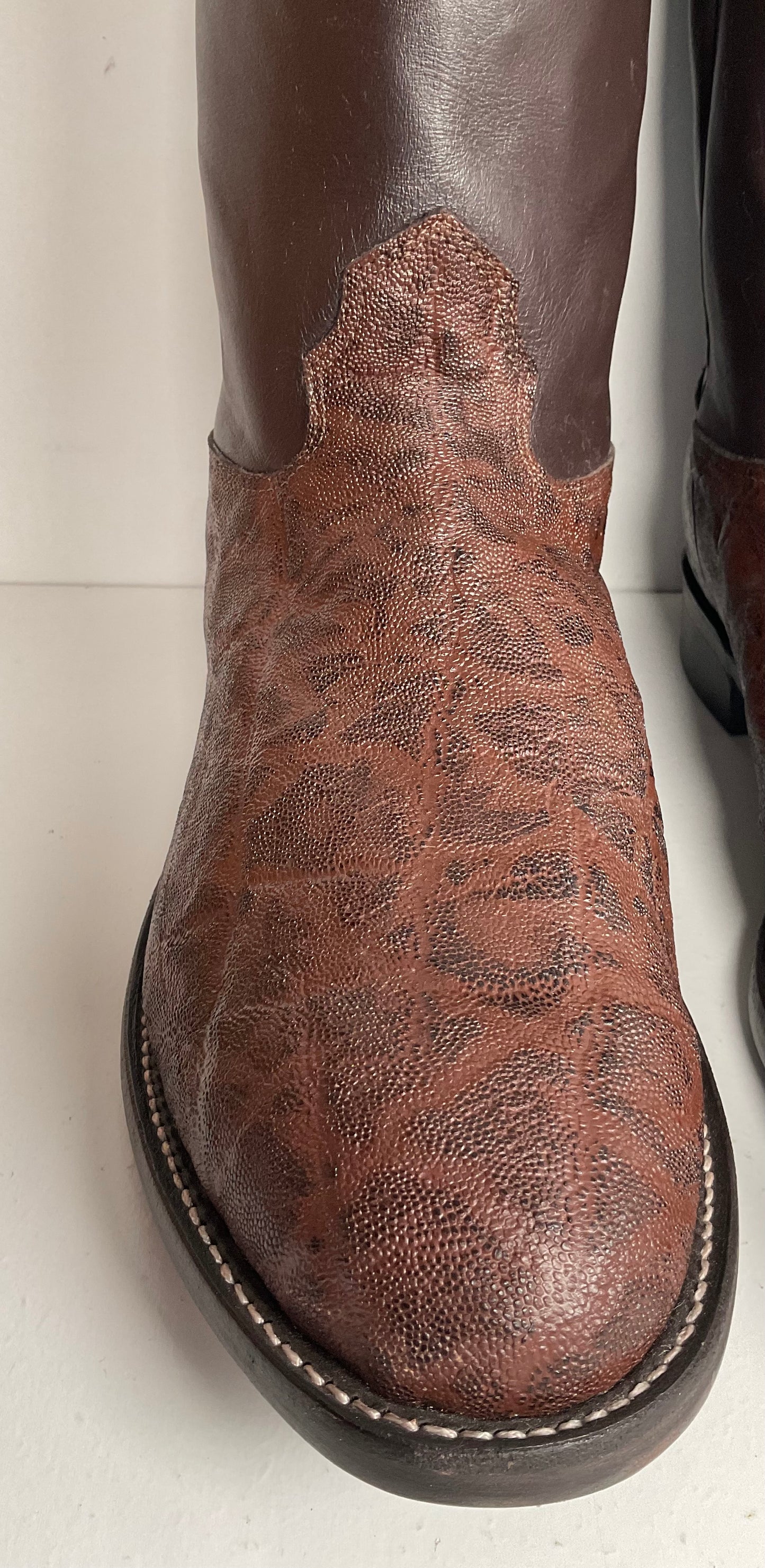 Vintage Larry Mahan Elephant Roper Cowboy Boots 10.5 E Exotic