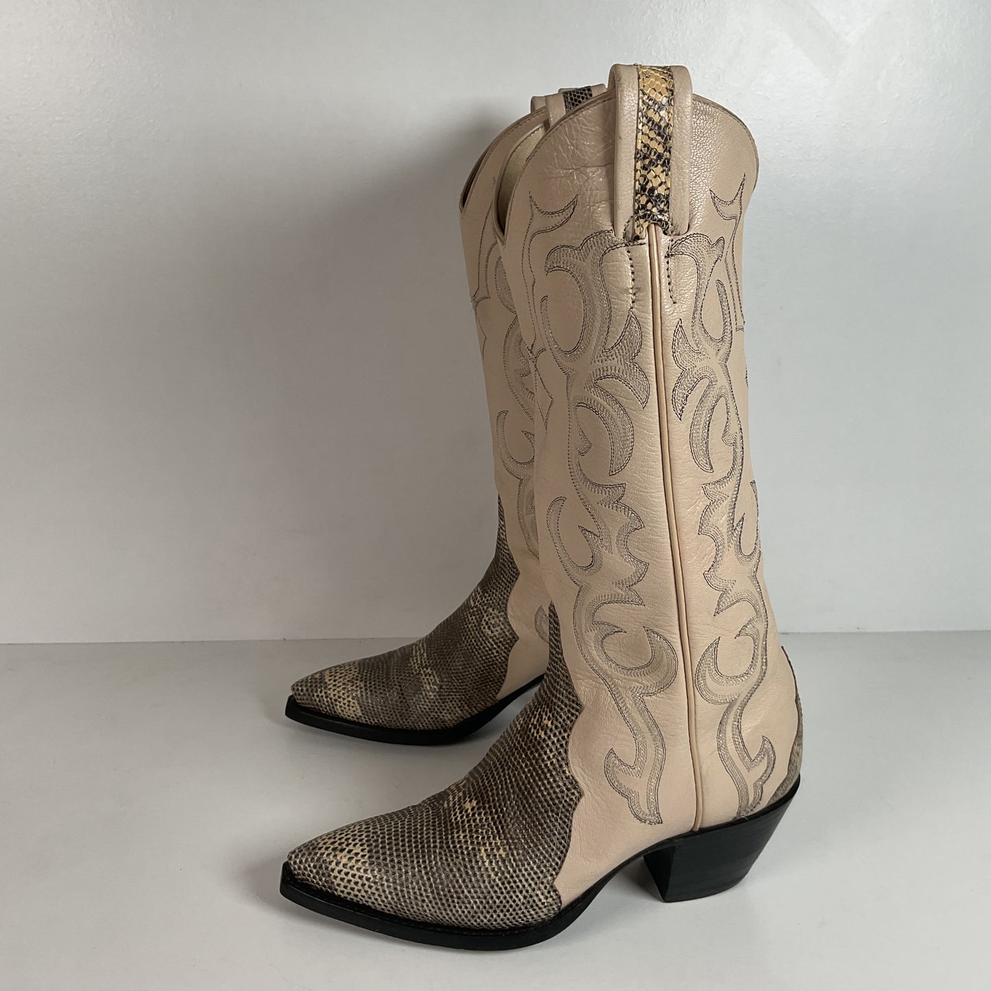 Vintage Ringtail Lizard Cowgirl Boots | USA Made | Custom | 1980s | Women’s 6 B