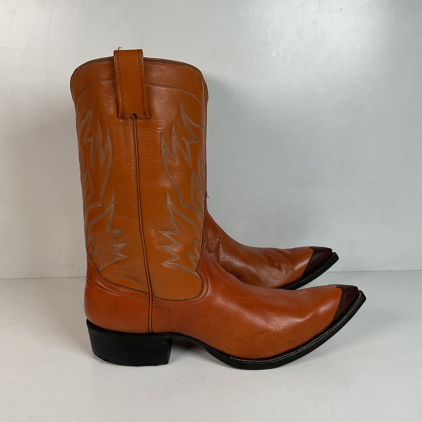 1960s Cowtown Handmade Cowboy Boots 13 D Pumpkin Orange Lizard Wingtip