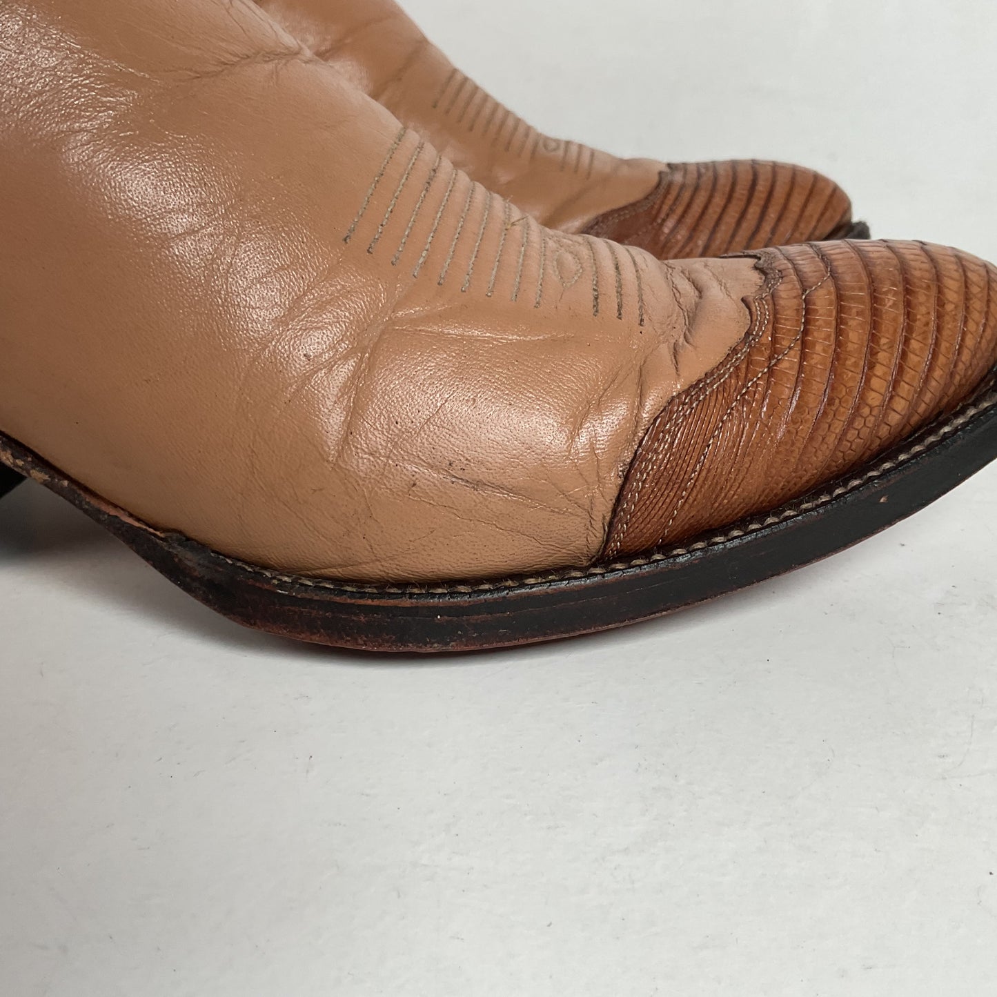 Vintage Tony Lama Gold Label Cowboy Boots 9.5 D Lizard Wingtip USA Made