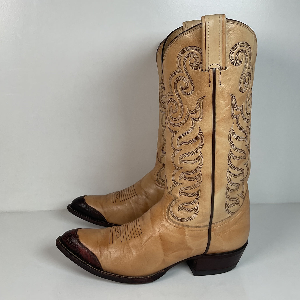 Vintage Tony Lama Teju Lizard Wingtip Cowboy Boots | Gold Label | Men’s 8.5 D