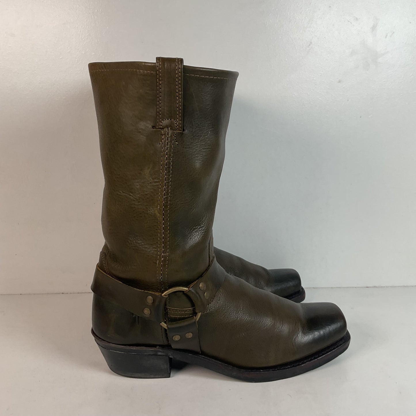 Women’s Frye 12 R Harness Boots 11 M Olive Brown Retired
