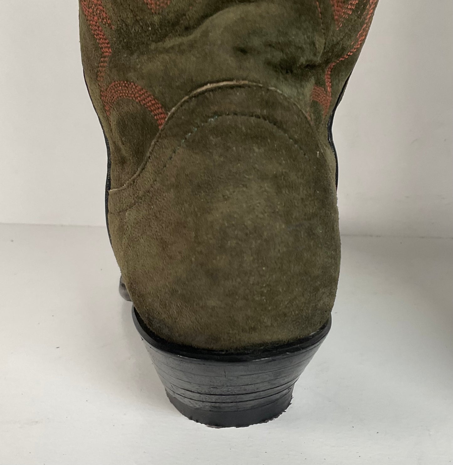 Vintage Hyer Cowboy Boots | 1980s | Olive Green Suede | Women’s 6.5 B