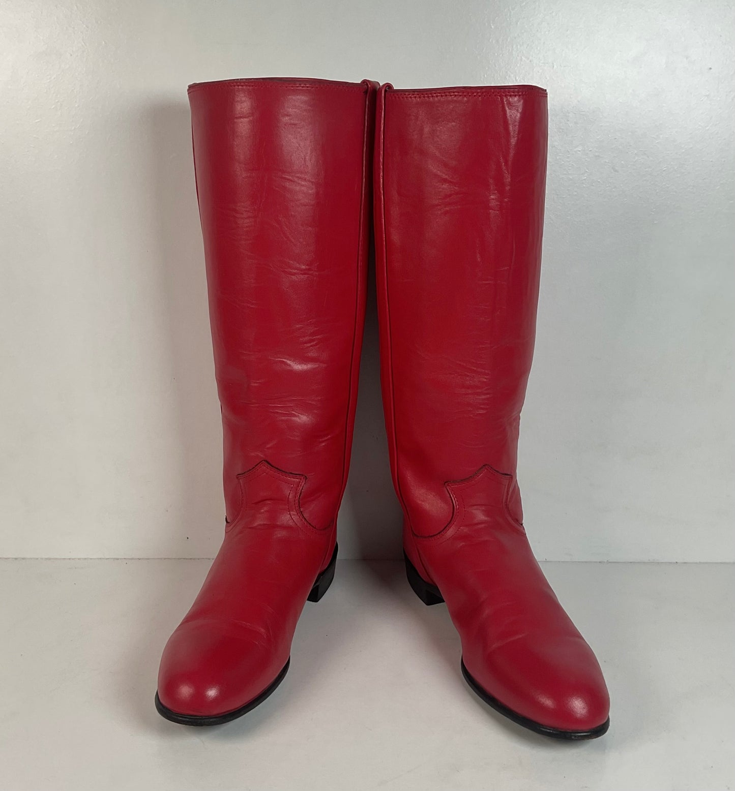 Vintage Justin Ruby Red Riding Boots 8.5 AA (Extra Narrow) USA Made Campus