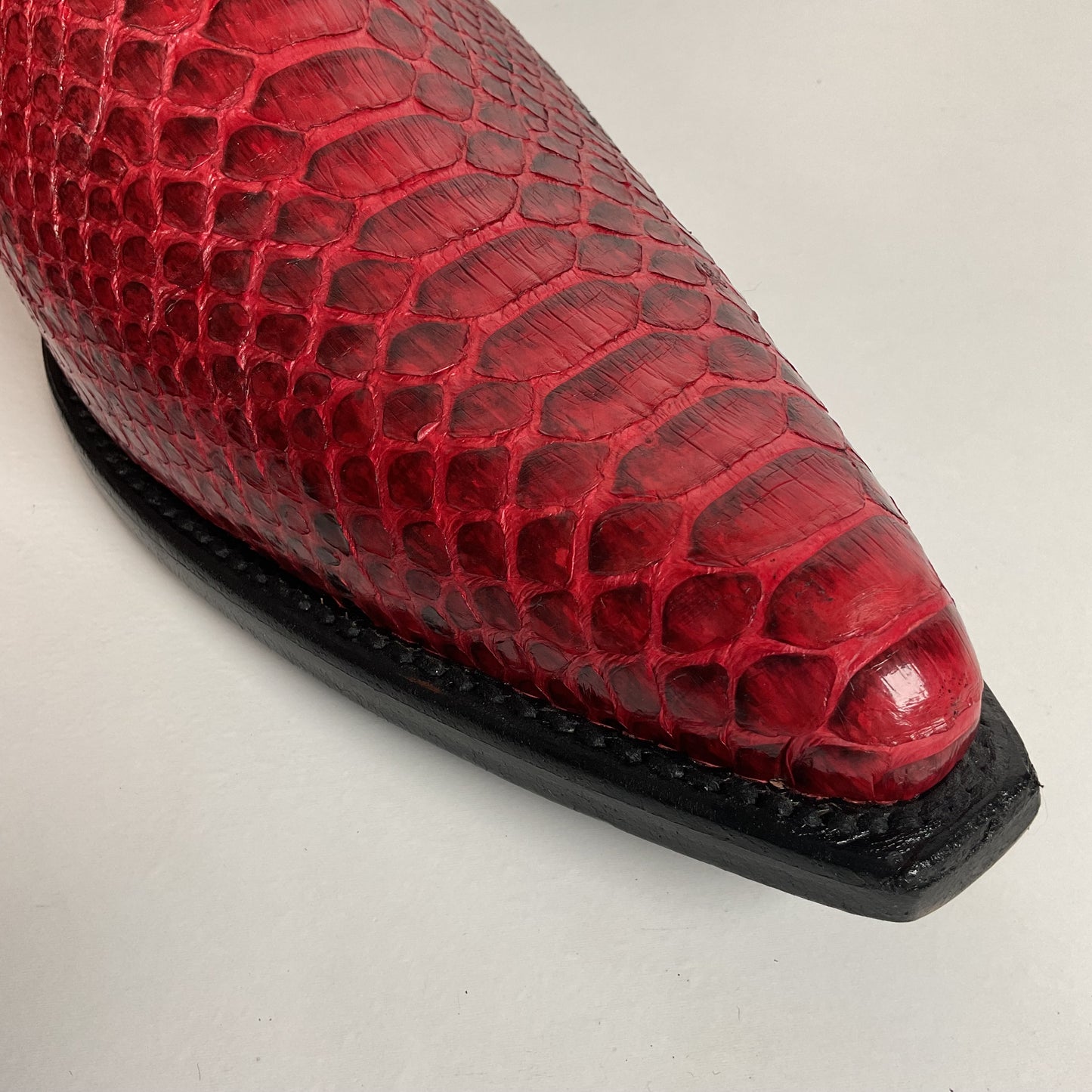 Lucent Los Angeles | Python Snakeskin Ankle Boots | Red | Men’s 15