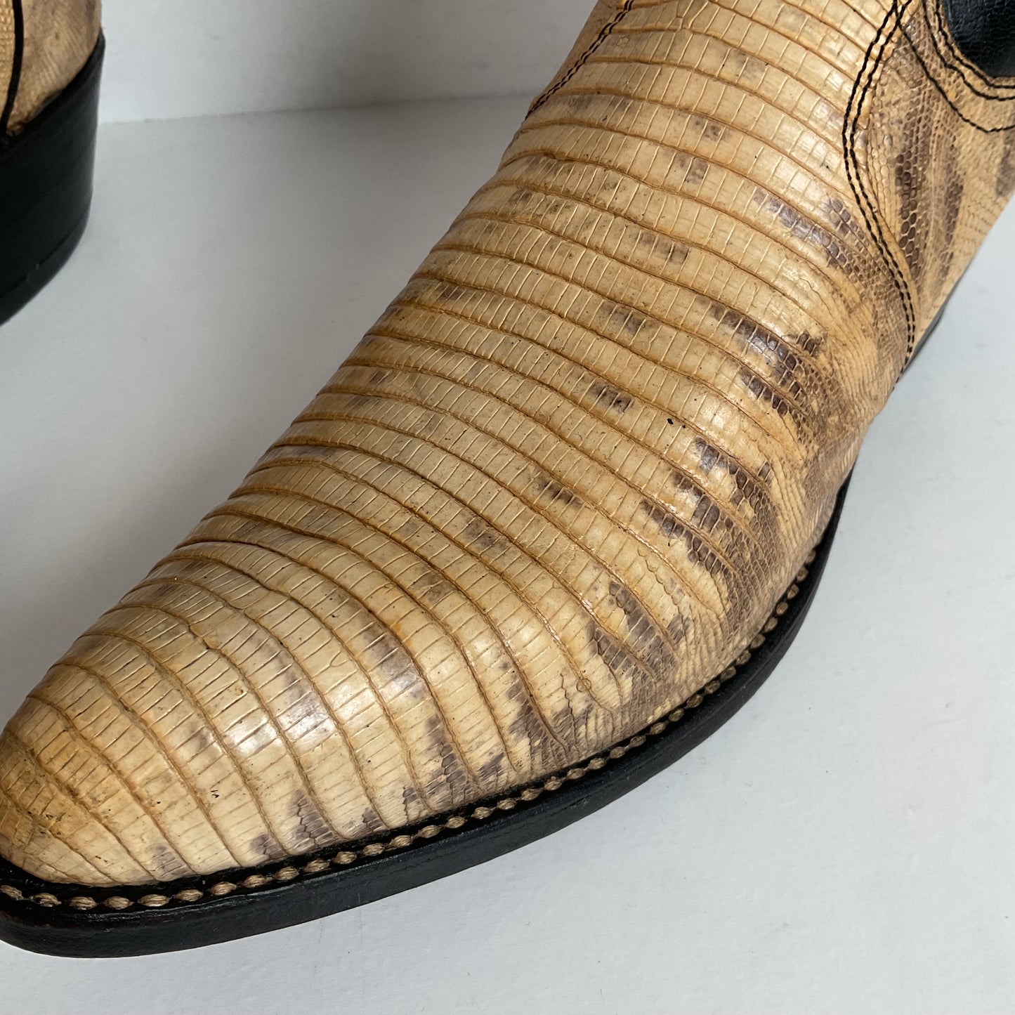 Vintage Dan Post Teju Lizard Cowbpy Boots | Natural Cut | USA Made | Men’s 7.5 D