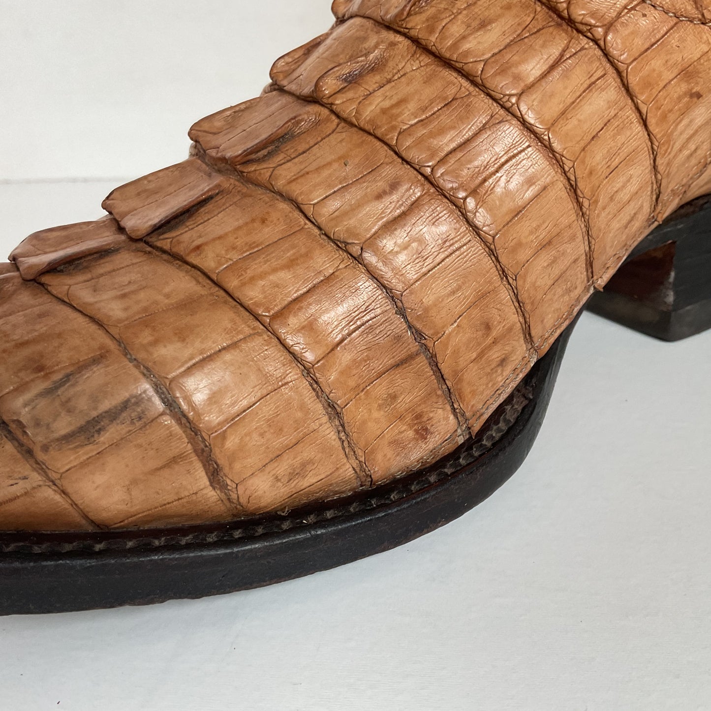 Cuadra Butterfly Cowgirl Boots | Caiman Tail | Tooled Inlays | Women’s 6.5