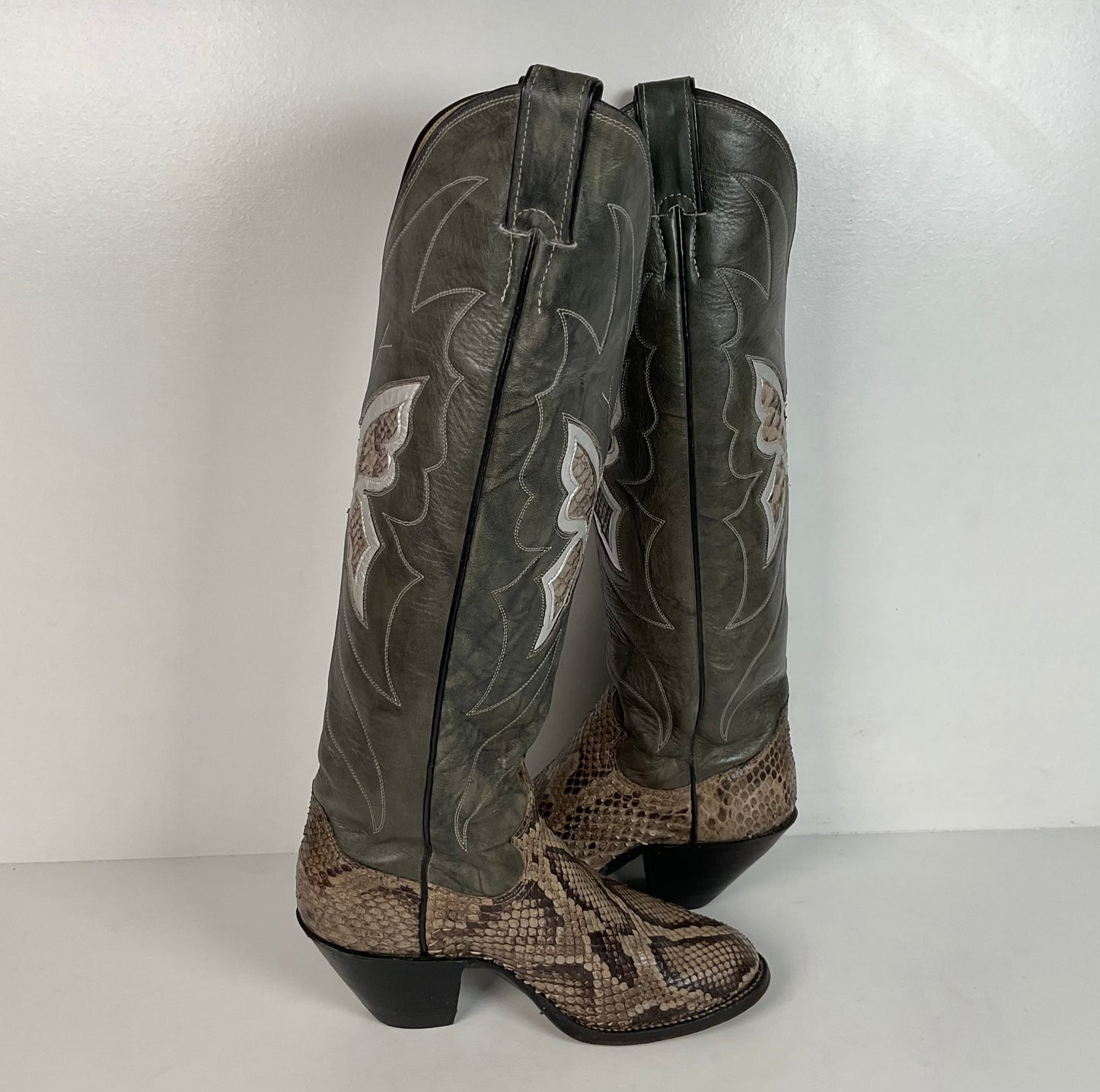 Vintage Justin Butterfly Cowgirl Boots | Snakeskin Inlay | USA Made | Women’s 5 B