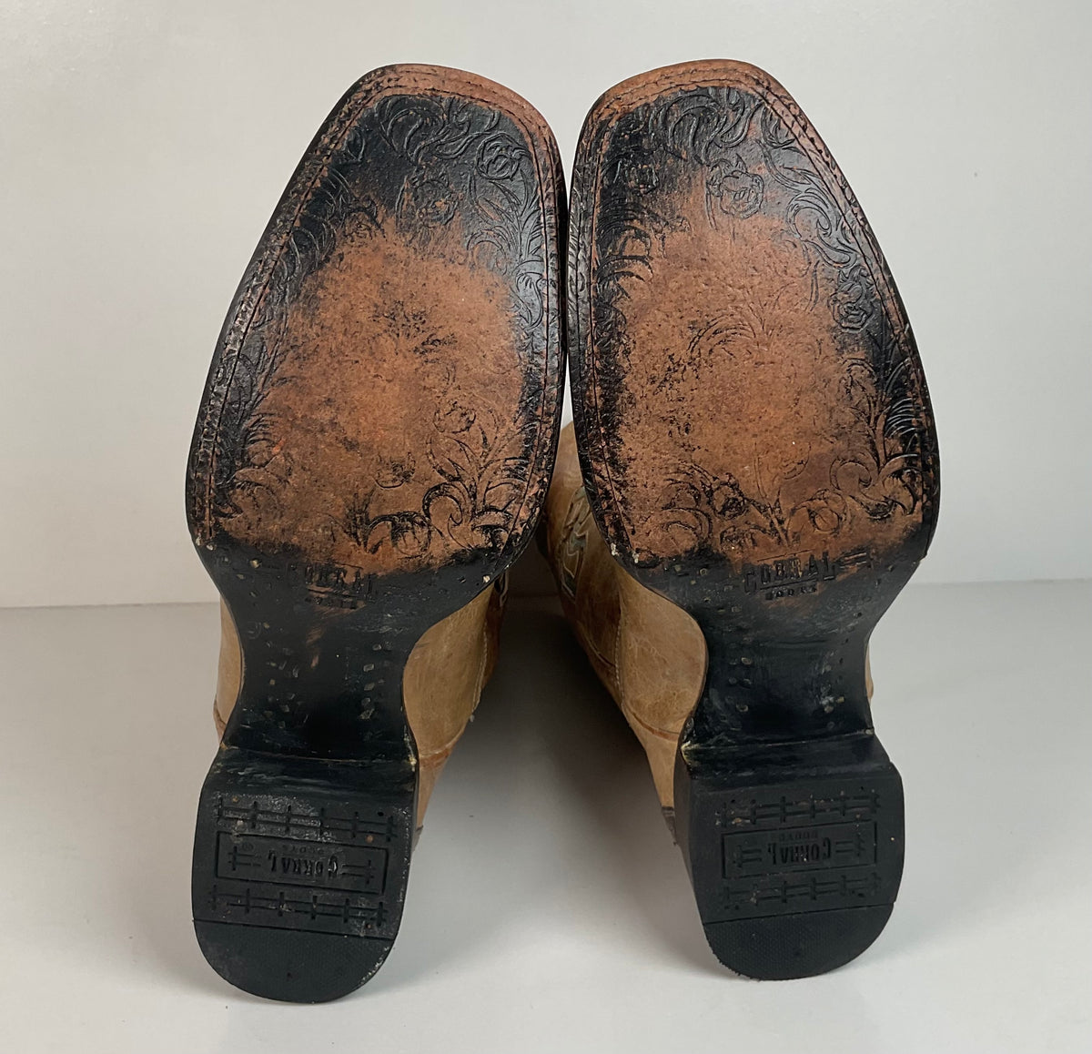 Corral Heart Breaker Cowgirl Boots | Tooled Heartbreaker Inlay | Women’s 11 M