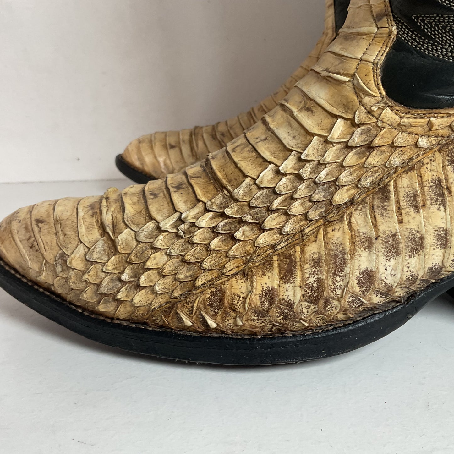 Cowtown Belly Cut Rattlesnake Cowboy Boots 10 D Snakeskin USA Made