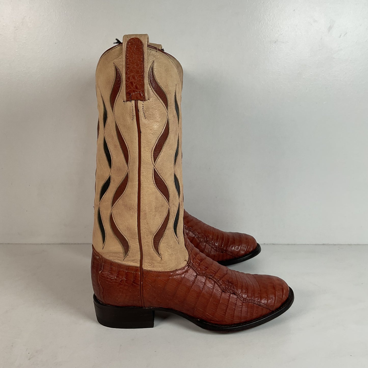 Tony Lama Royal Caiman Cowgirl Boots 7.5 M Belly Cut Tooled