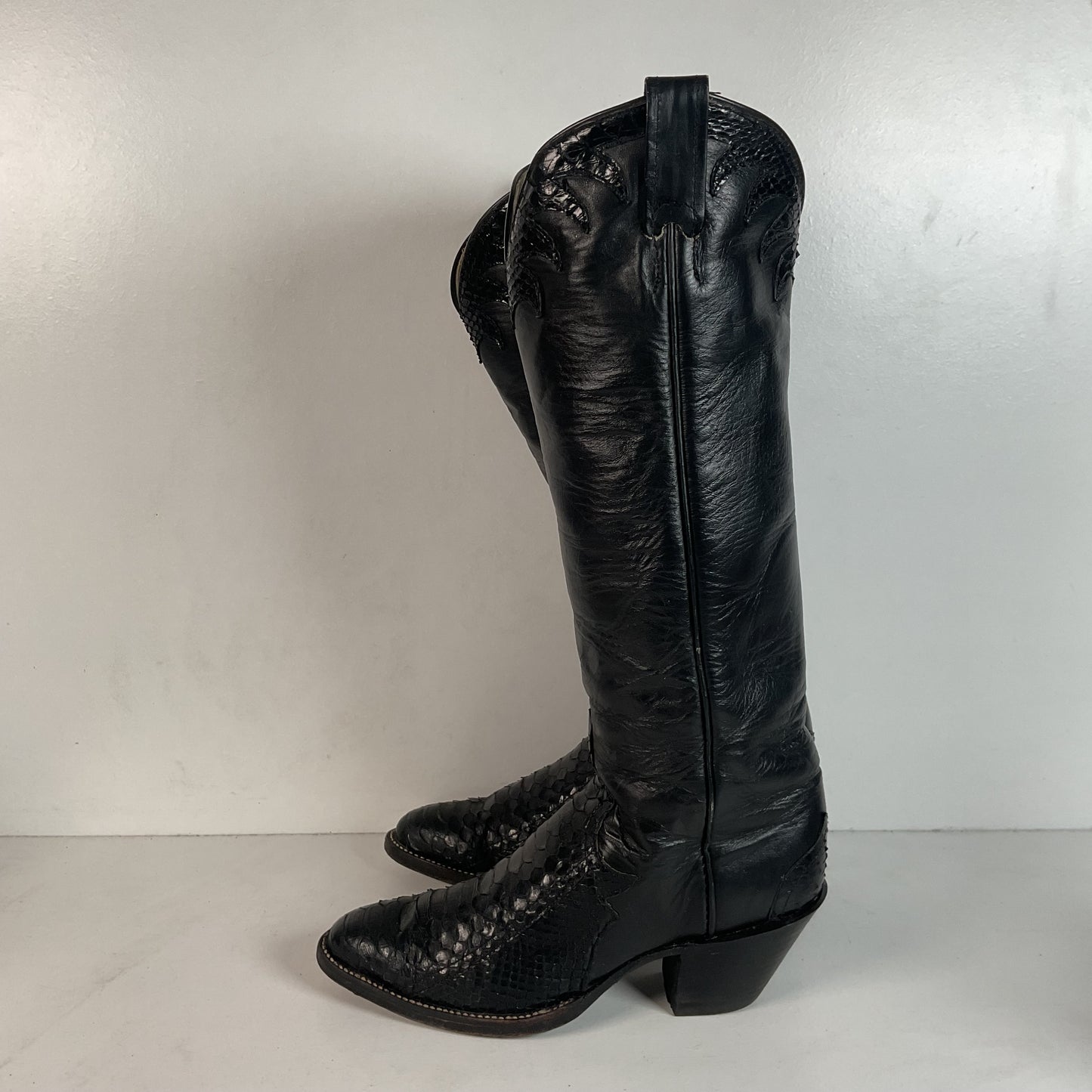 Vintage Larry Mahan Tall Black Cowgirl Boots | Python Snakeskin | 7 B