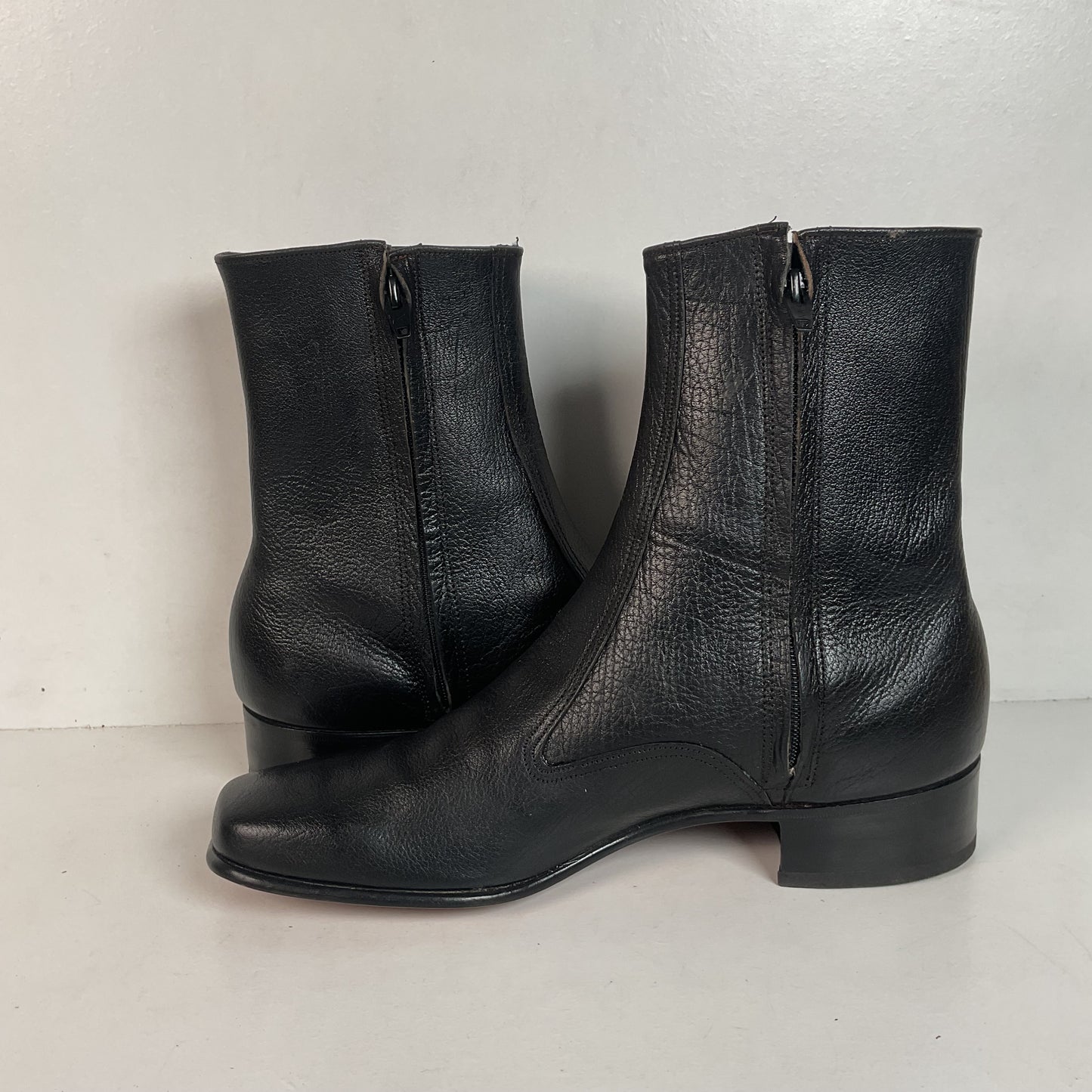 Vintage Florsheim Lightweight Ankle Boots | (Extra Narrow) | Men’s 9 A