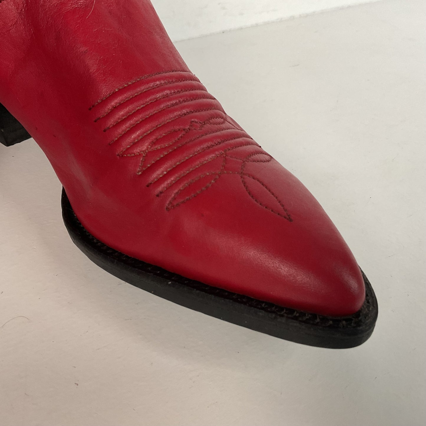 Vintage Sanders Cowgirl Boots | Ruby Red | Women’s 6.5 B