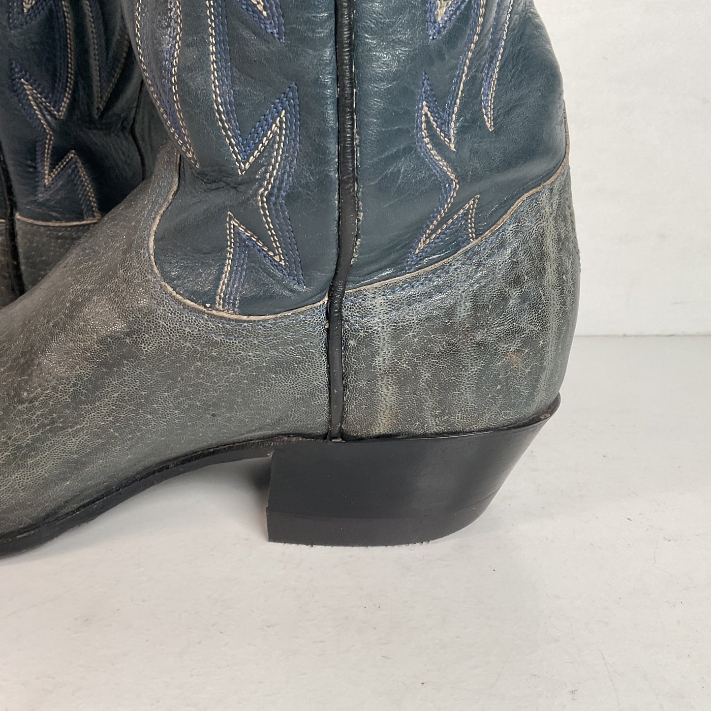 1960s Tony Lama Exotic Elephant Cowgirl Boots Men’s 7 B | Women’s 8 USA Made Gold Label