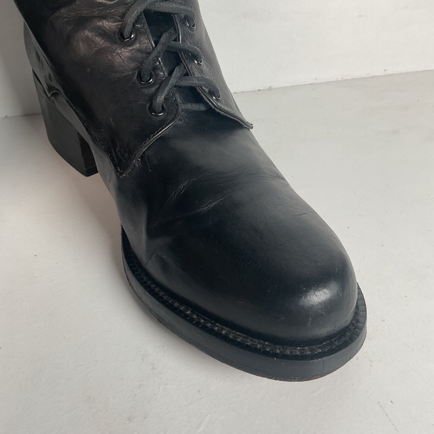 Vintage 1990s Women’s Guess Lace Up Go-Go Boots 7.5 Grunge Punk