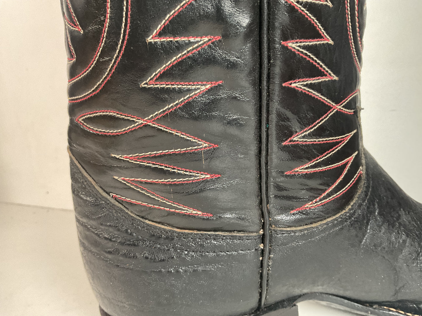 1970s Tony Lama Elephant Print Cowboy Boots 10 USA Made Gold Label