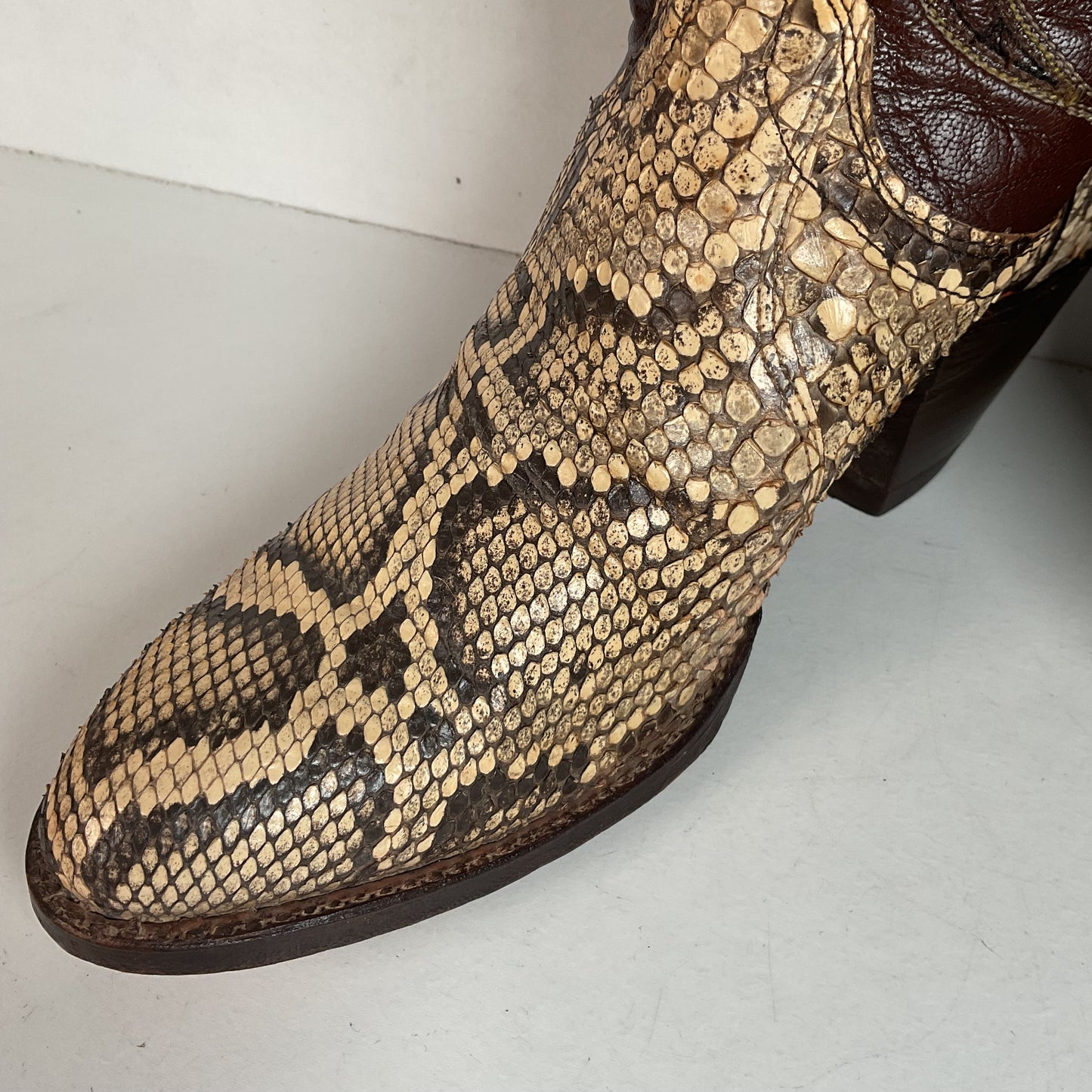 Vintage Dan Post Tall Python Cowgirl Boots 7.5 C USA Made Reticulated