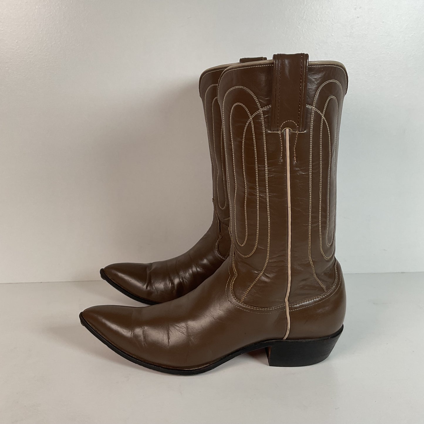 Vintage Justin Cowgirl Boots | Taupe | 1960s-1970s | USA Made | 7.5 B