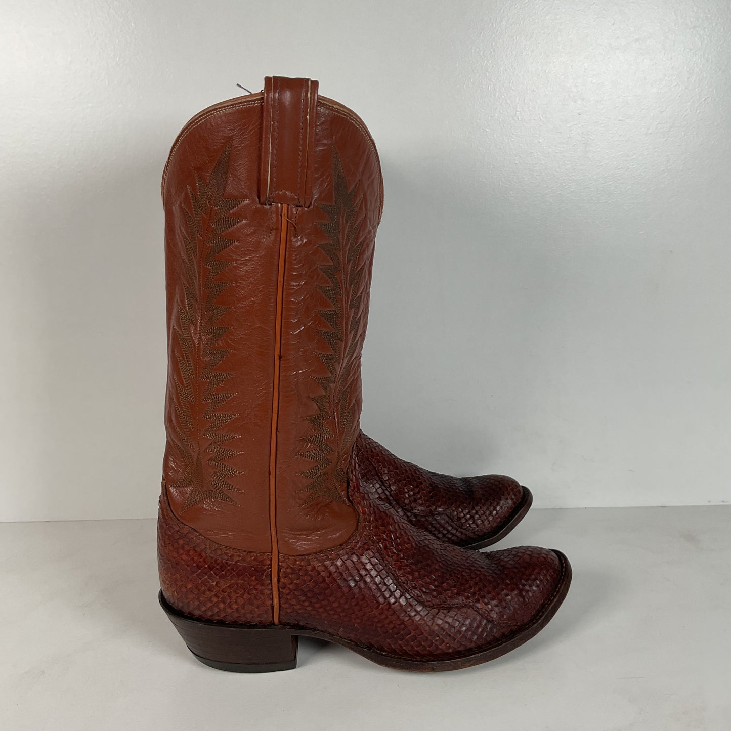 Tony Lama Anaconda Cowboy Boots | Exotic Snakeskin | Thrashed | Gold Label | 9.5