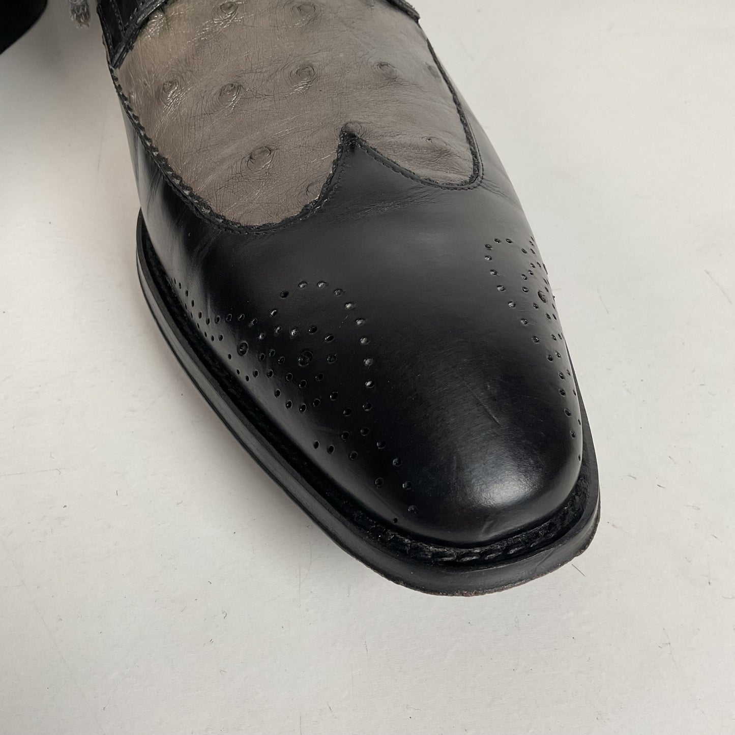 Mezlan Ostrich Quill Medallion Shoes | Derby | Exotic | Men’s 9.5 M