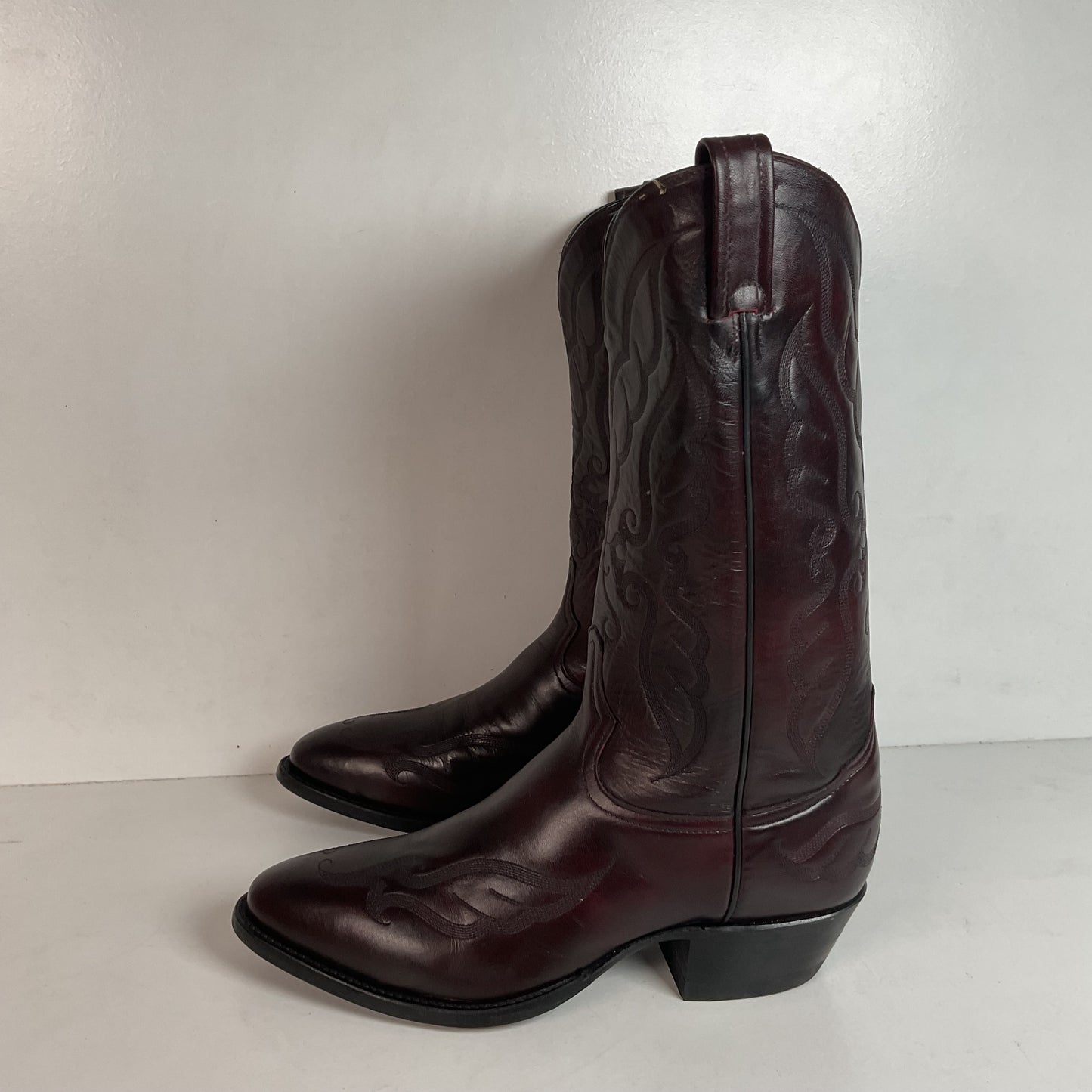 Vintage Tony Lama Cowboy Boots Men’s 9.5 D Black Cherry