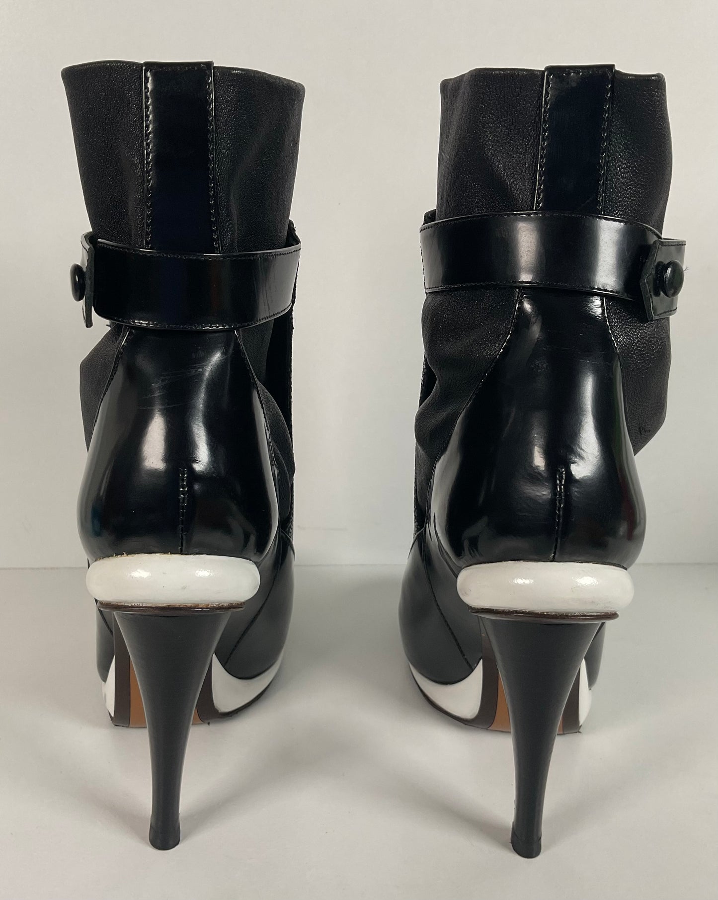 Fendi Victorian Sock Booties 36.5 EU | 6.5 US Faux Stingray Recrafted