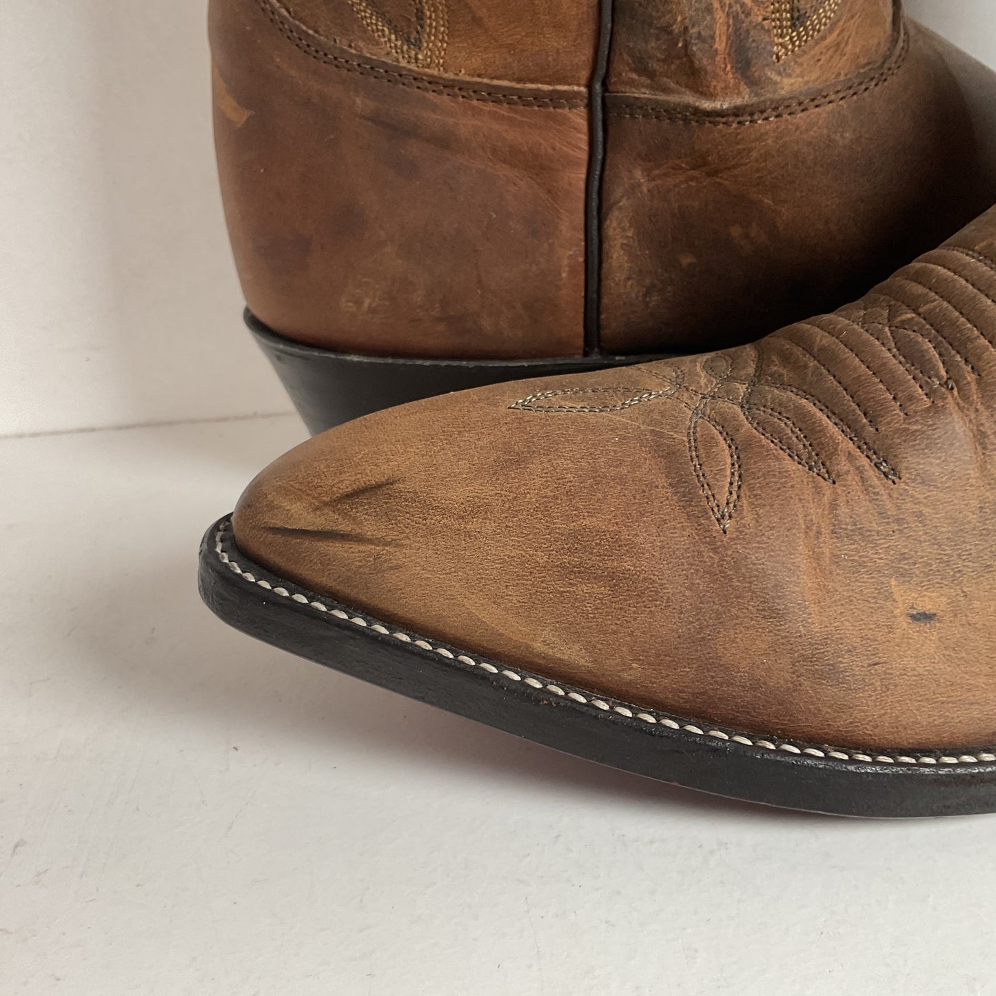 Vintage Justin Bay Apache Cowboy Boots 12 EE USA Made