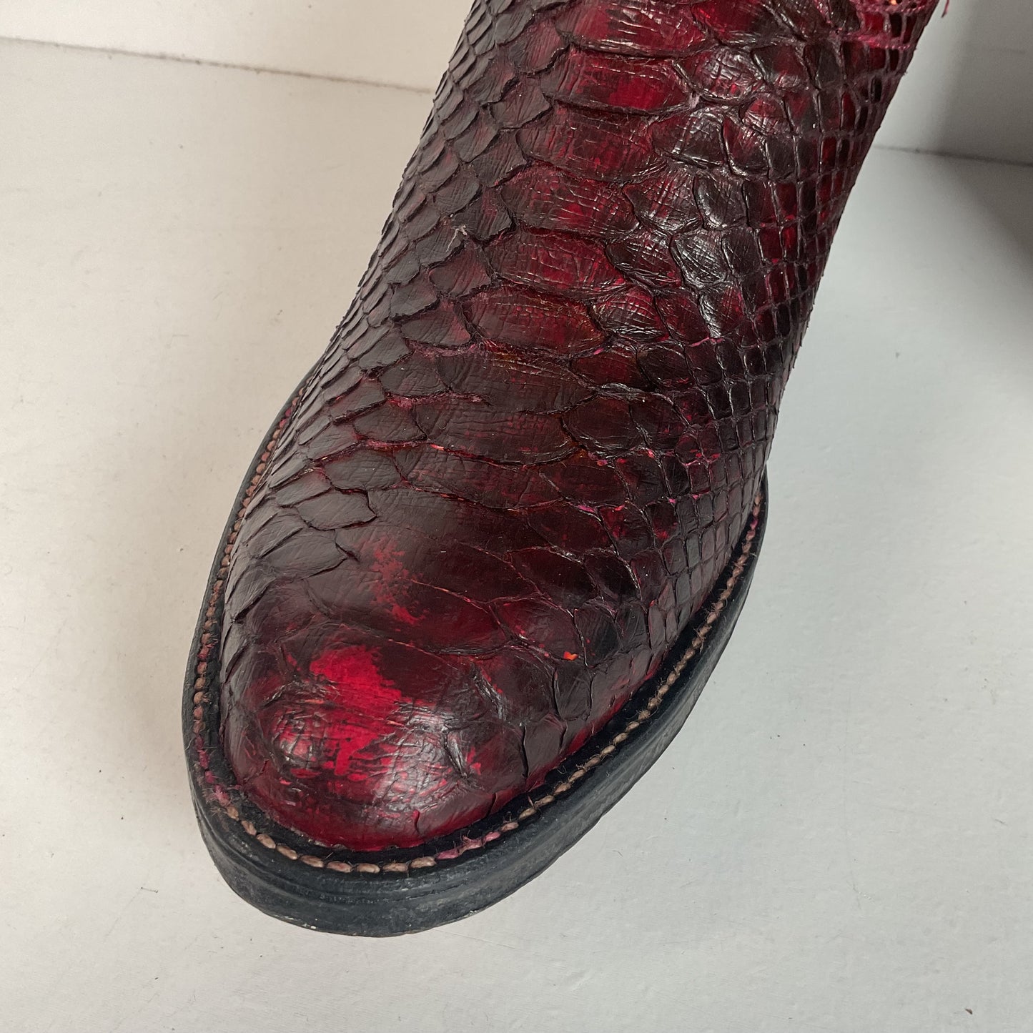 Python Snakeskin Cowboy Boots | Burgundy | Men’s 7 D | Women’s 8
