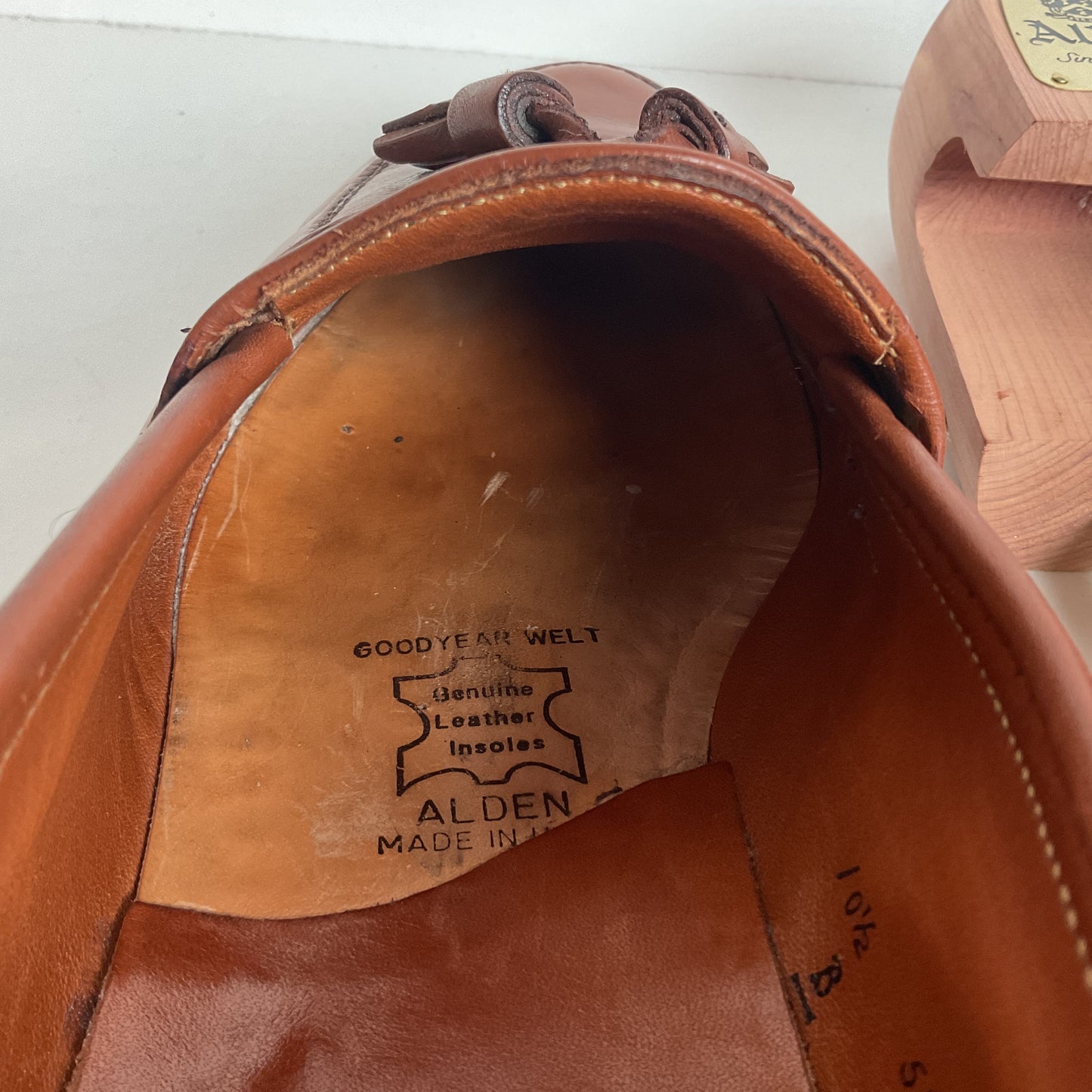 Alden Custom Bootmaker Edition Tassel Loafers | Split Toe | Men’s 10.5 D