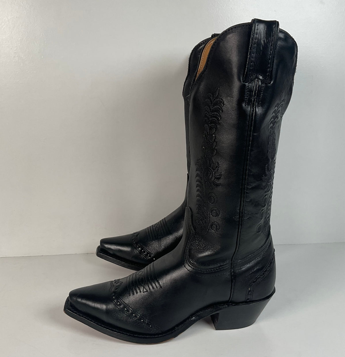 Boulet Cowgirl Boots | Black Torino Calf | Wingtip Triad | Women’s 6 C
