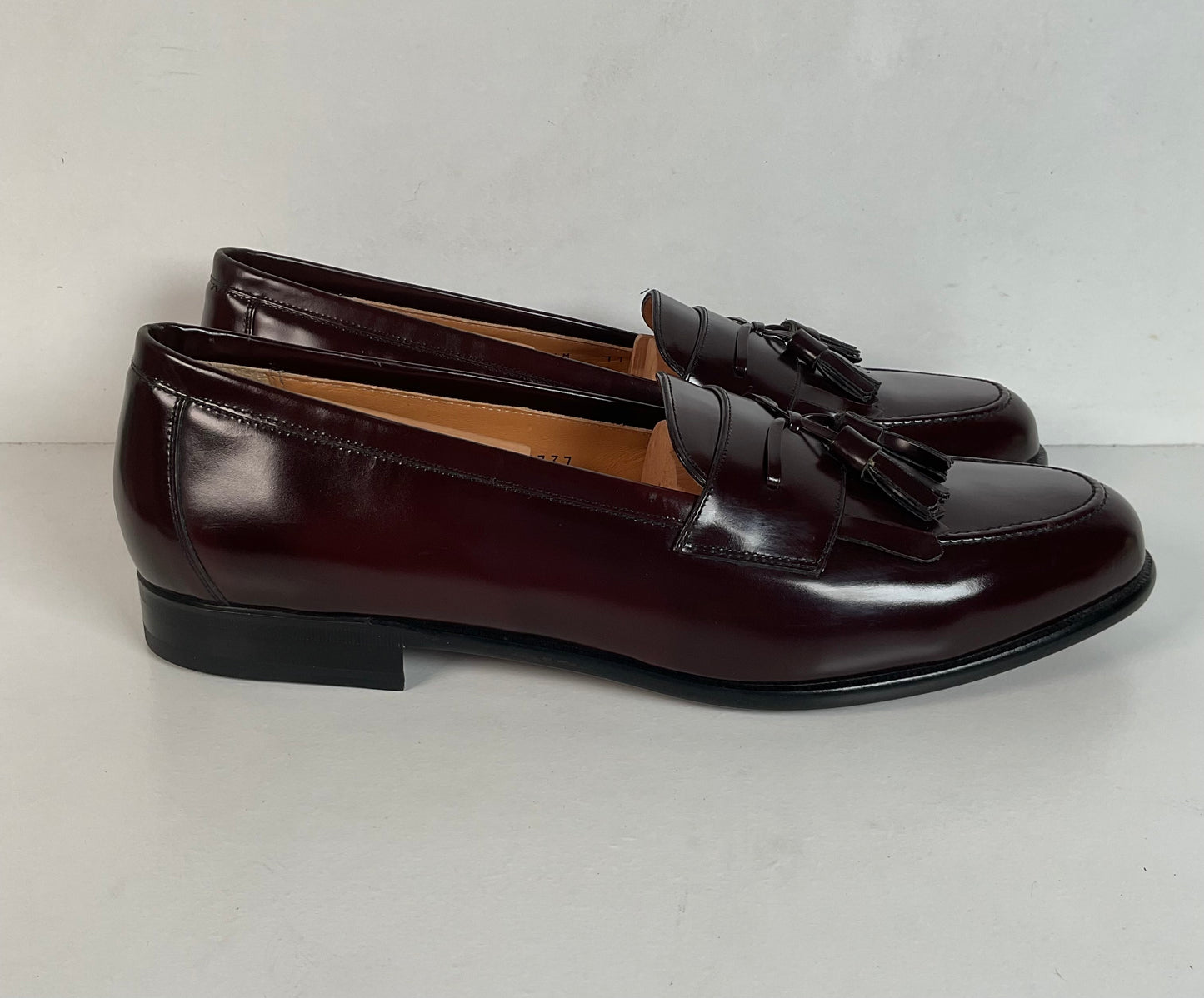 Mezlan Santander Tassel Loafer 11 M Burgundy High Shine