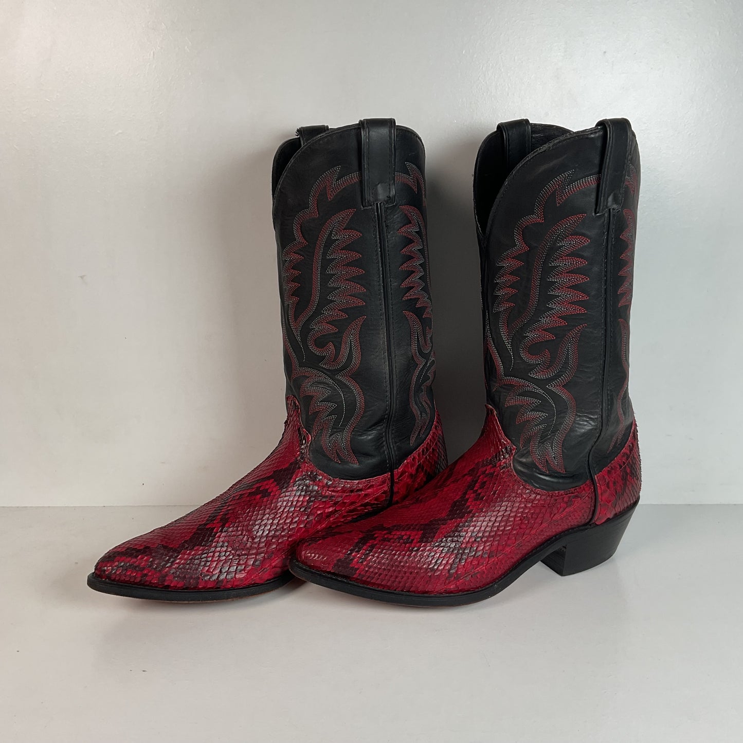 Vintage Red Python Snakeskin Cowboy Boots 11 D USA Made Front Cut