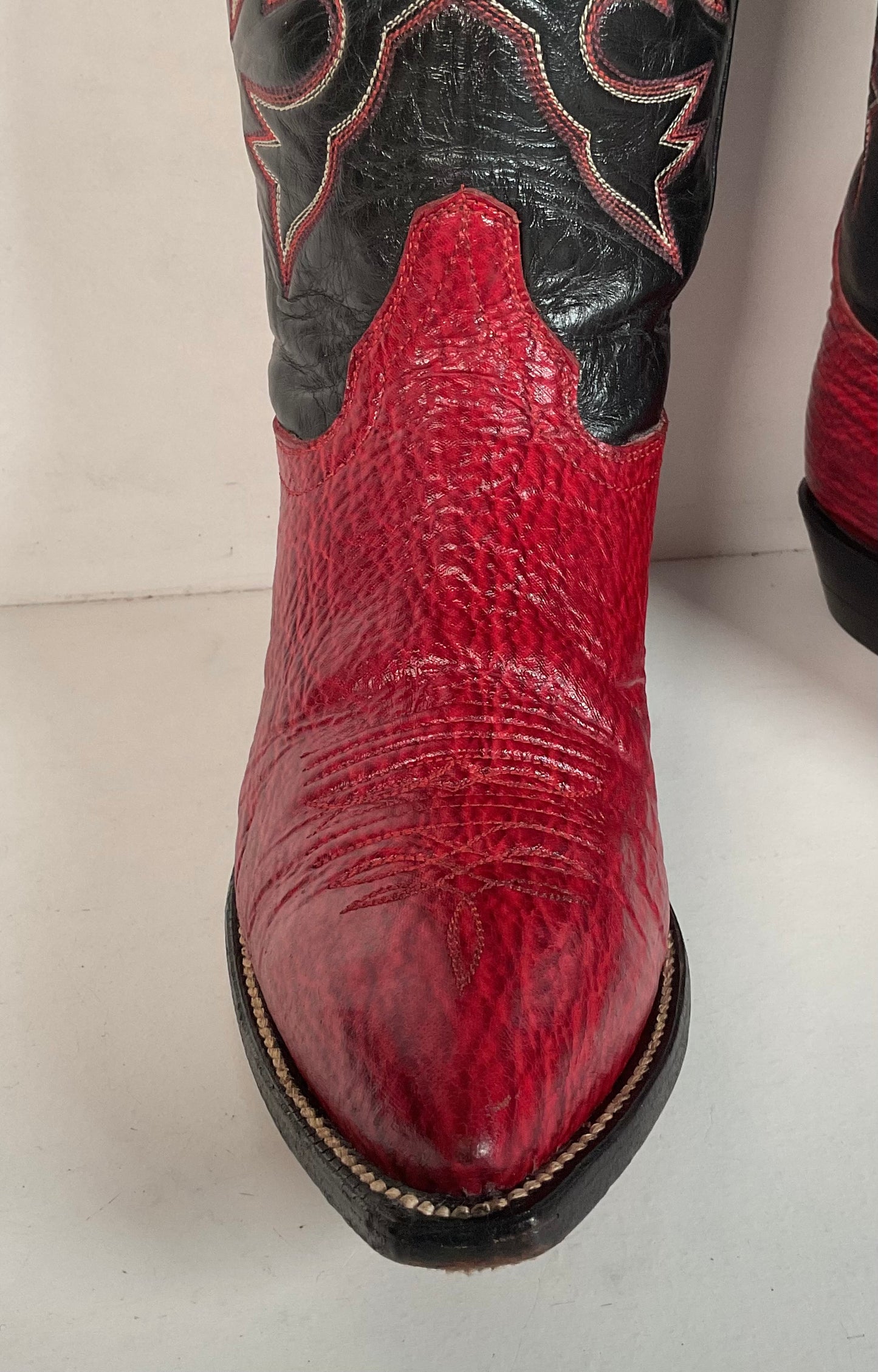 Vintage Hondo Shark Skin Cowgirl Boots 7.5 B Exotic Cherry Red