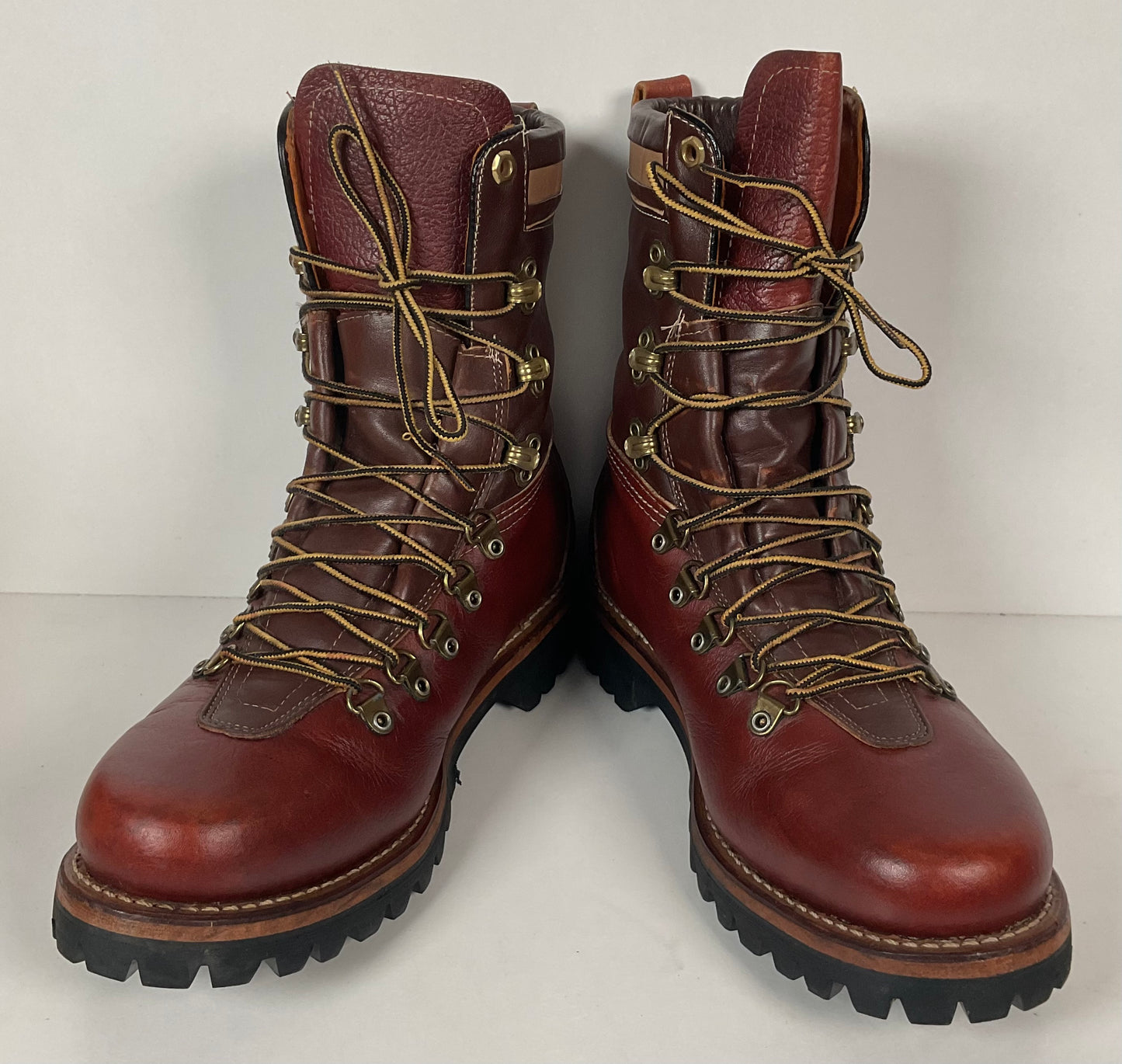 Vintage 1970s Herman Survivor’s Mountaineering Boots Men’s 9 Insulated Soft Toe