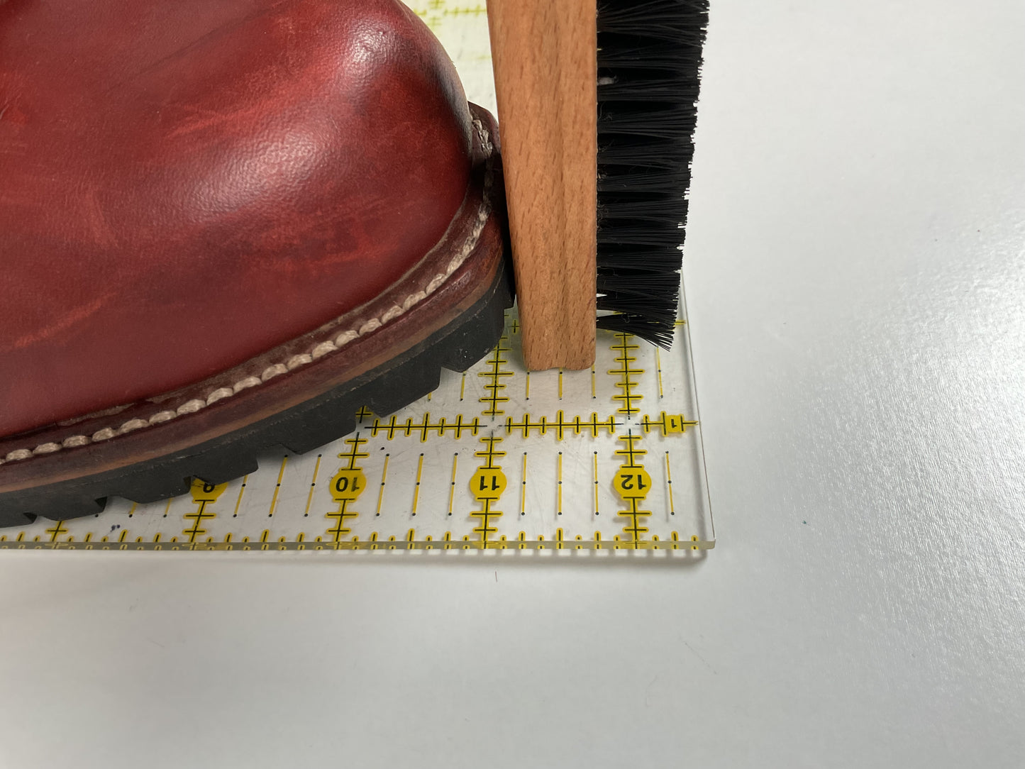 Chippewa Kush N Kollar Shearling Mountaineering Boots Men’s 6.5 E | 7.5 Women’s