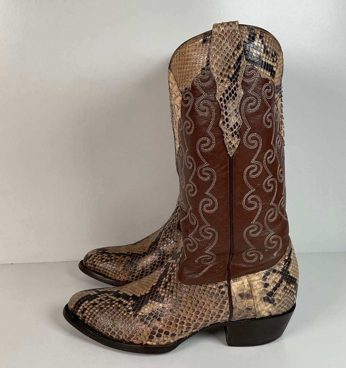Vintage Longhorn Cowboy Boots | Python Snakeskin | Tooled Overlays | Men’s 9 D