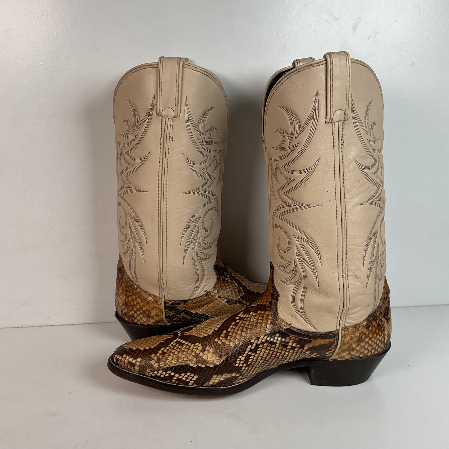 Vintage Laredo Front Cut Python Cowboy Boots 12 D USA Made Snakeskin